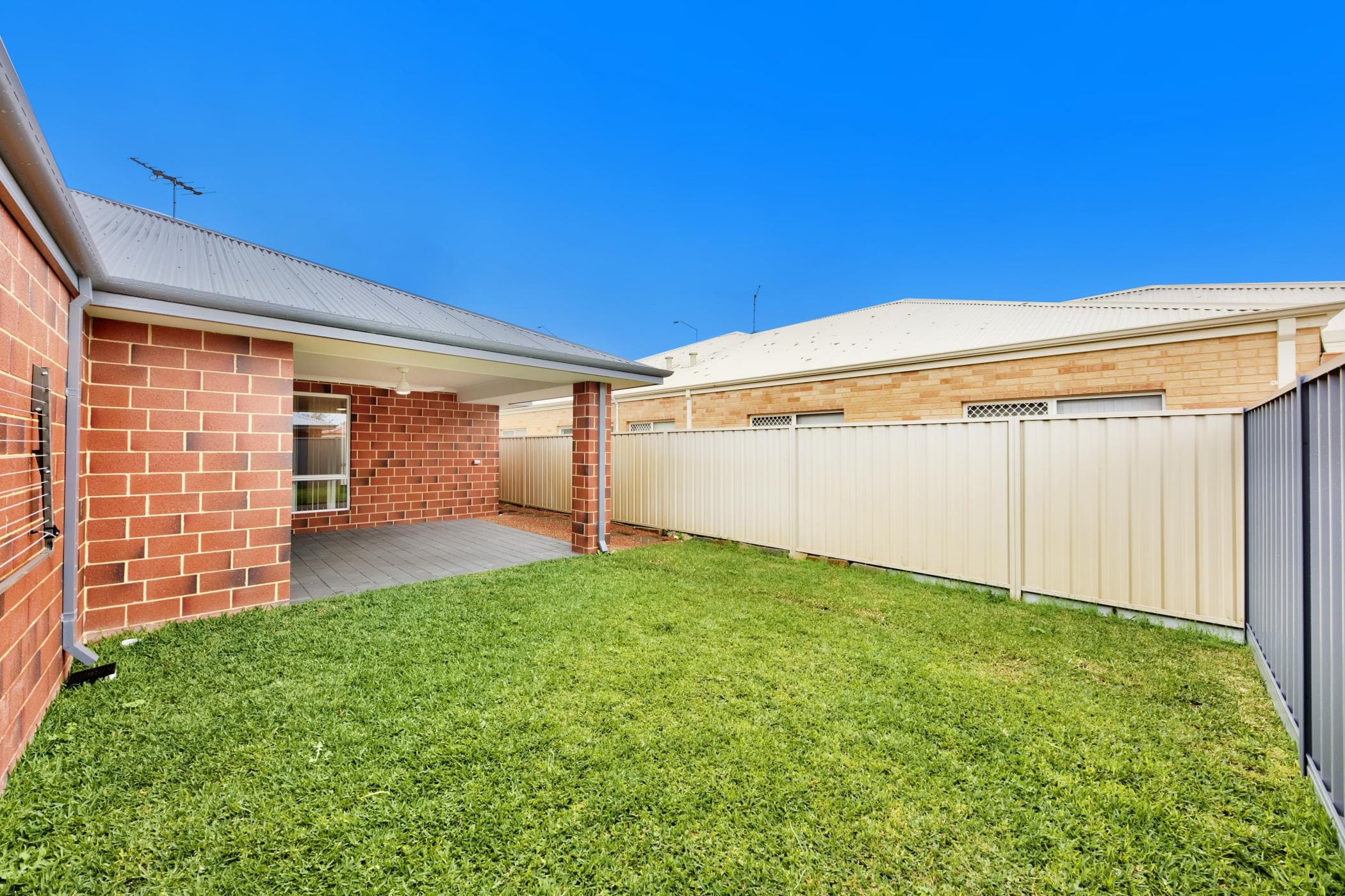 11A Ivanhoe Street, MORLEY WA 6062, Morley - Thumbnail 2