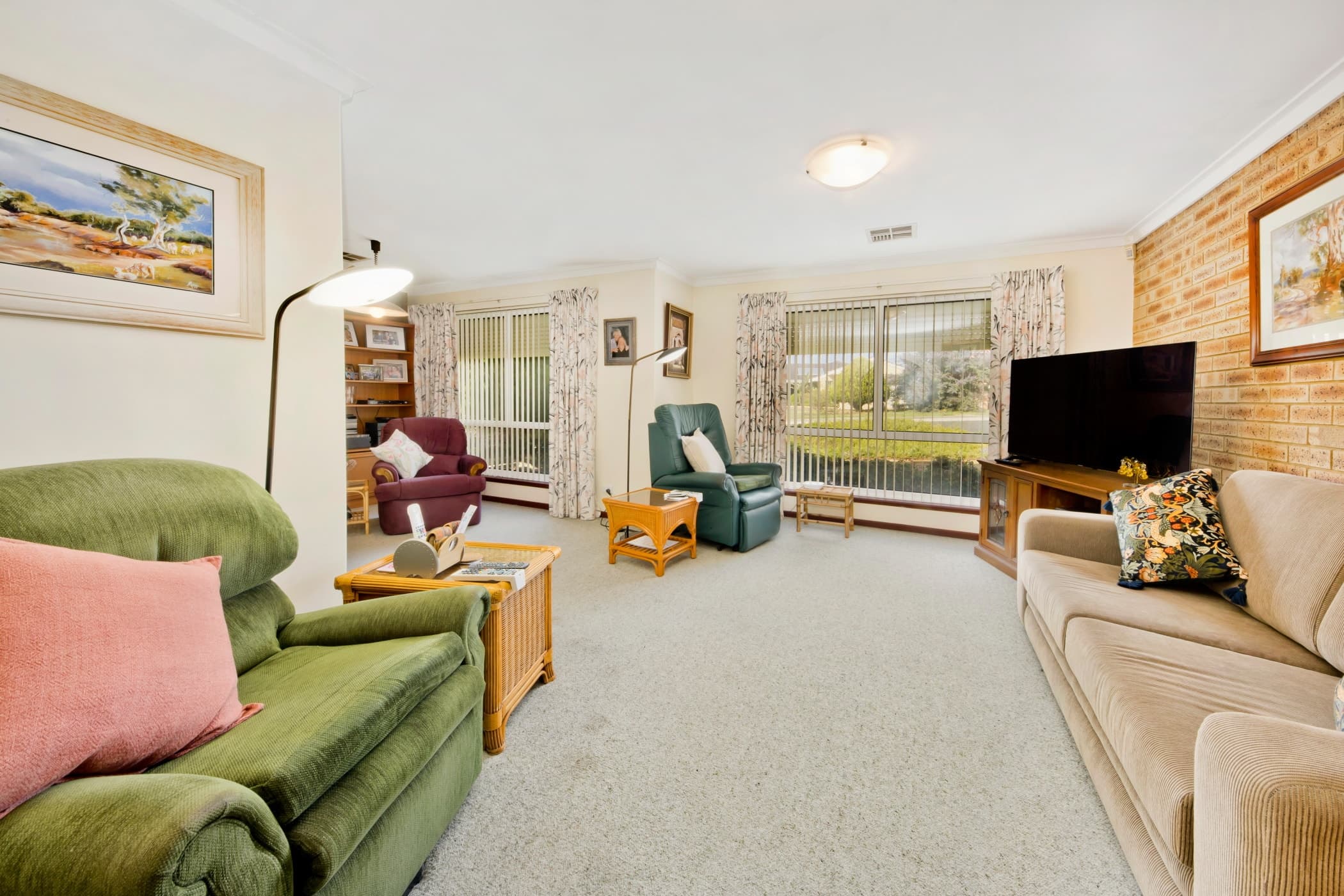 16 Coralberry Crescent, DIANELLA WA 6059, Dianella - Thumbnail 7