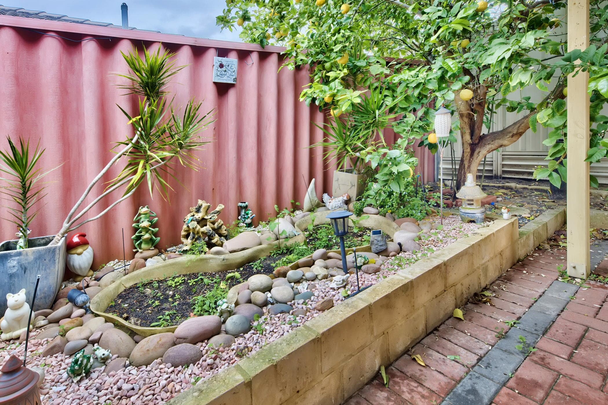 17B Hindmarsh Avenue, YOKINE WA 6060, Yokine - Image 1