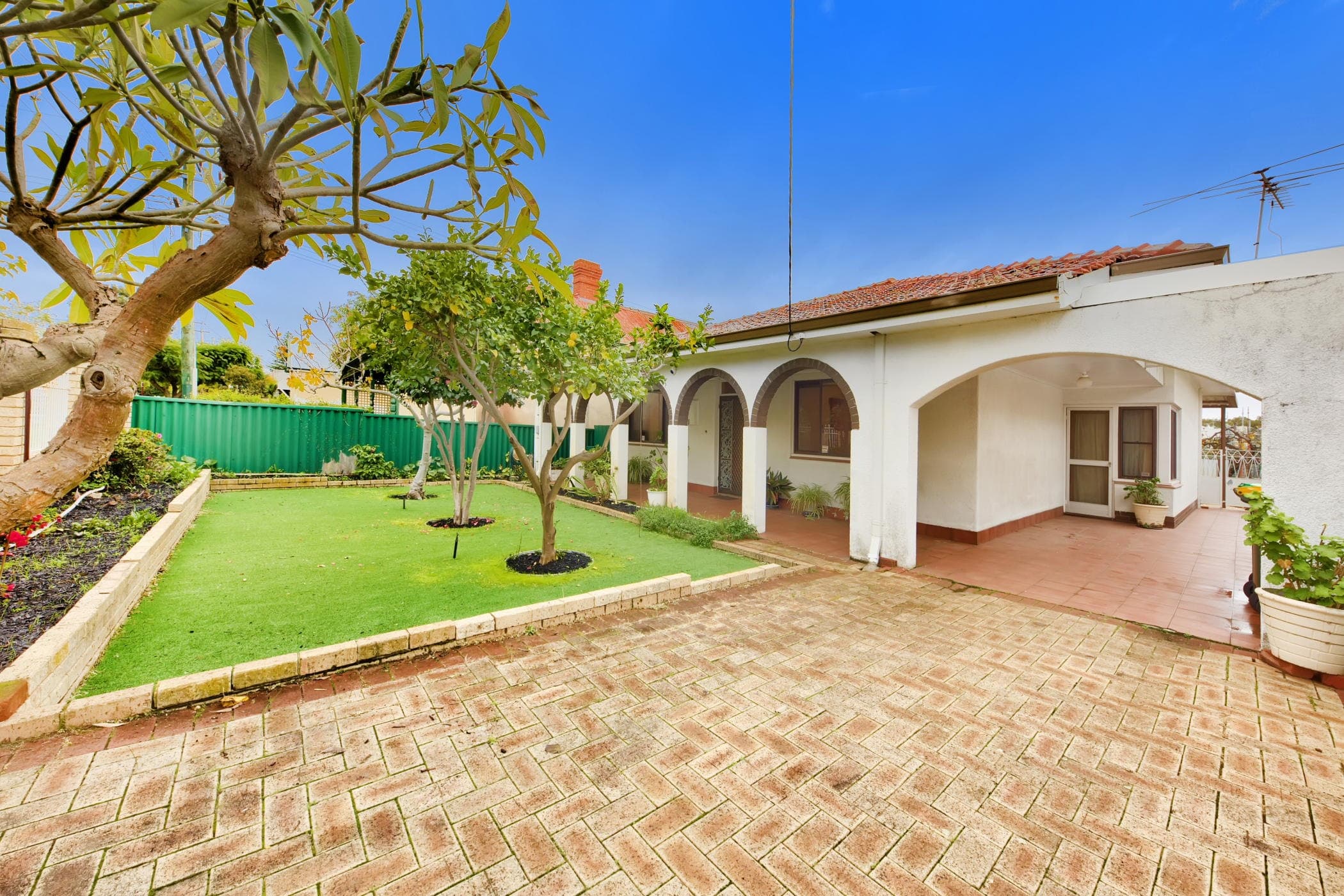 24 Hutt Street, MOUNT LAWLEY WA 6050, Mount Lawley - Thumbnail 4