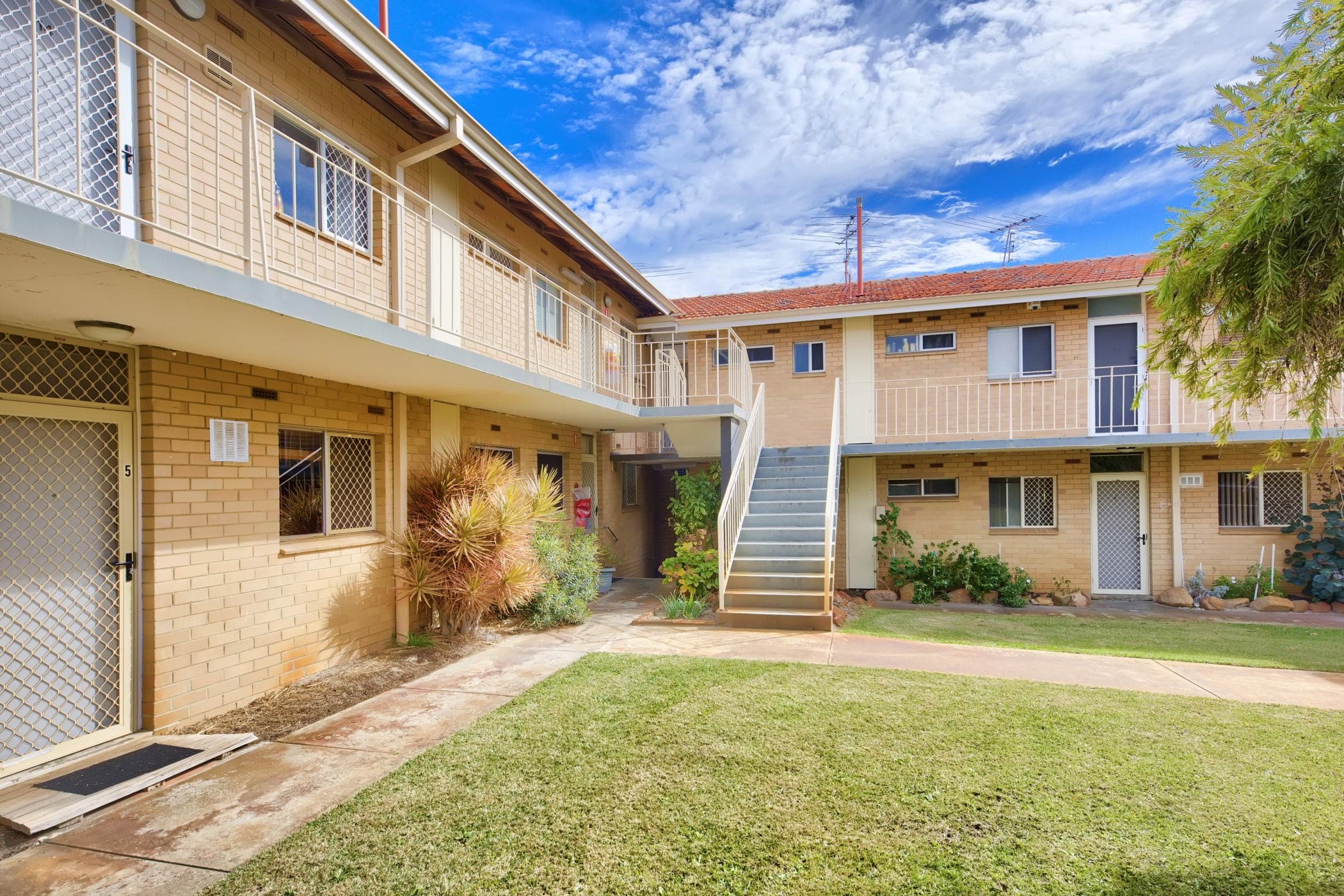 16/110 Central Avenue, INGLEWOOD WA 6052, Inglewood - Image 1