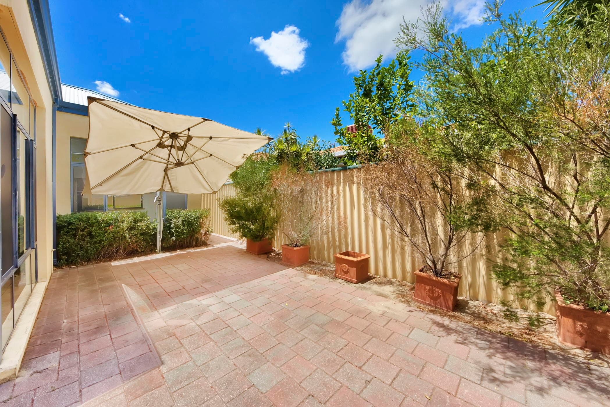 2/18 Hindmarsh Avenue, YOKINE WA 6060, Yokine - Thumbnail 2