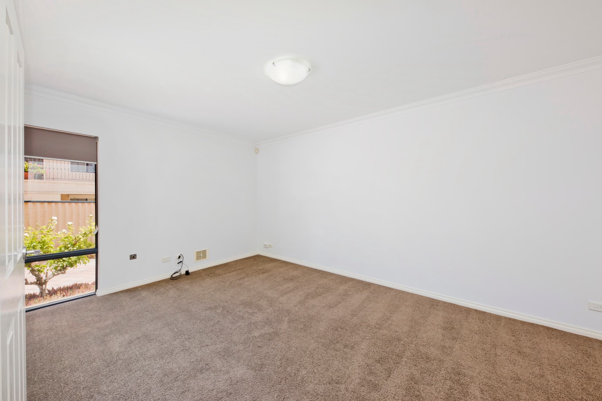 2/18 Hindmarsh Avenue, YOKINE WA 6060, Yokine - Thumbnail 5
