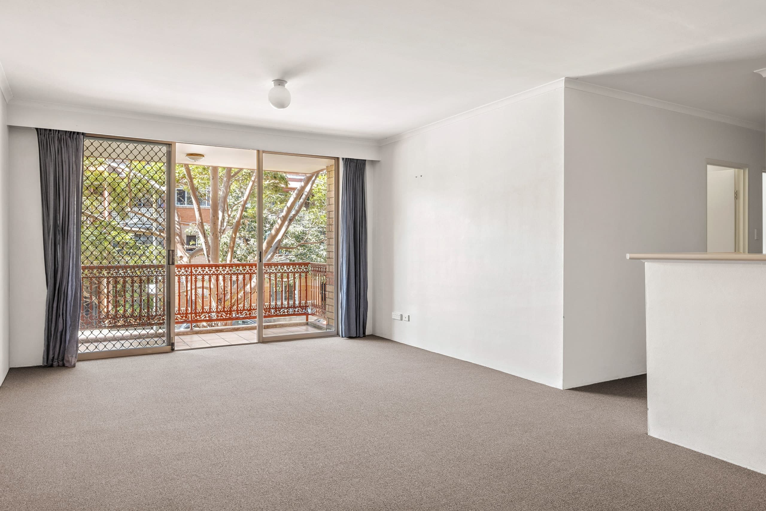 11/128 George Street, Redfern - Thumbnail 2