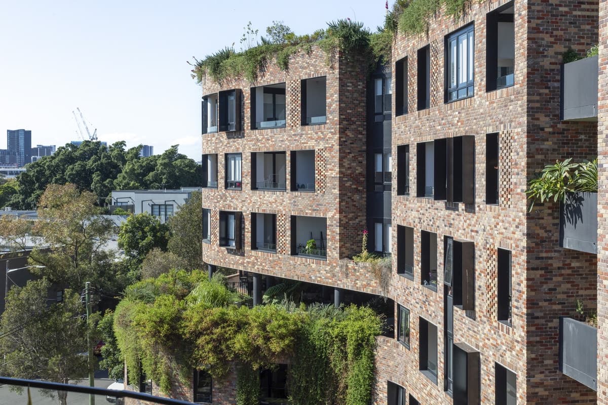 438/18 Huntley Street, Alexandria - Thumbnail 6