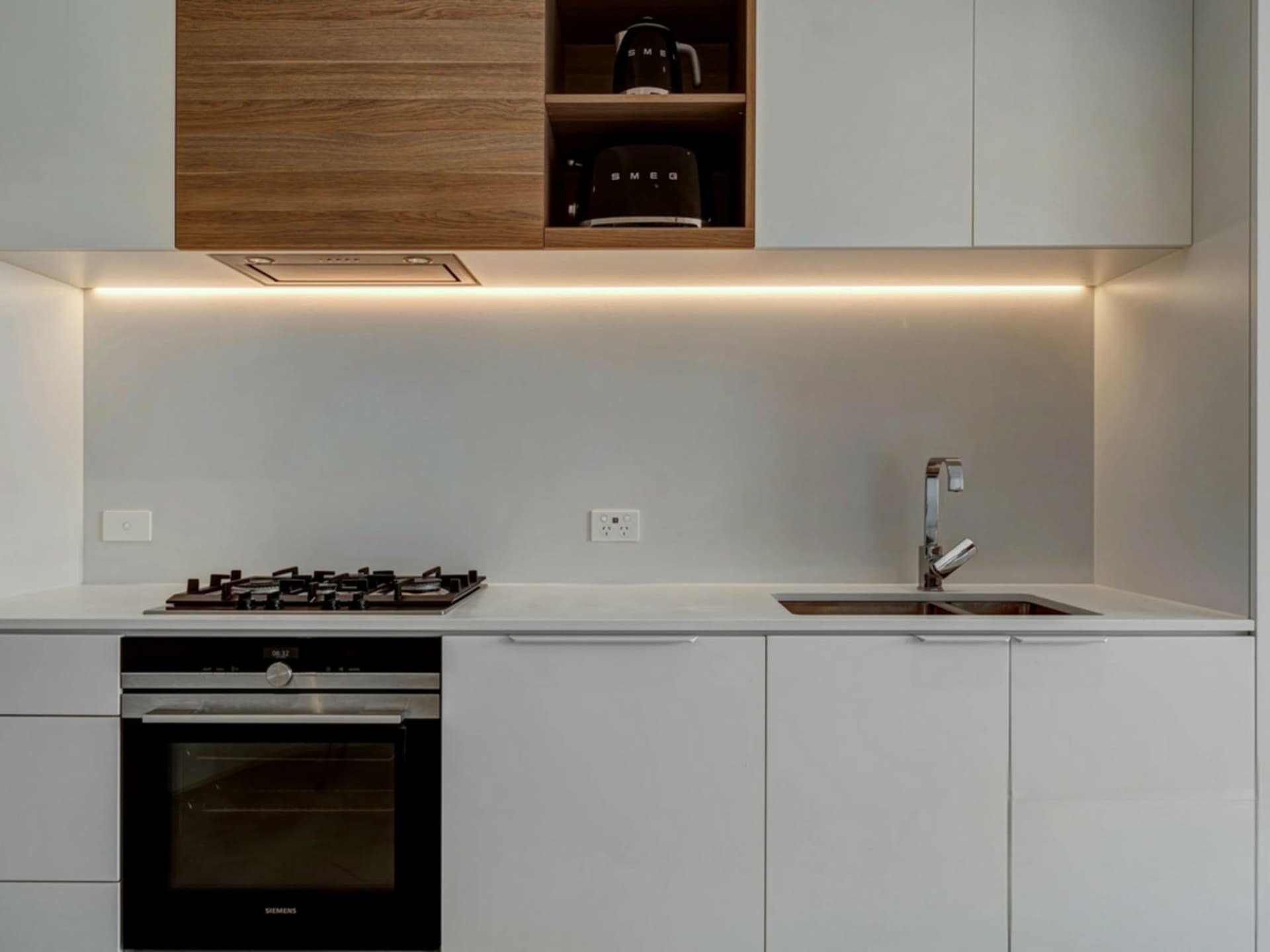 1703/1 Geoffrey Bolton Avenue, Perth, Perth - Thumbnail 4