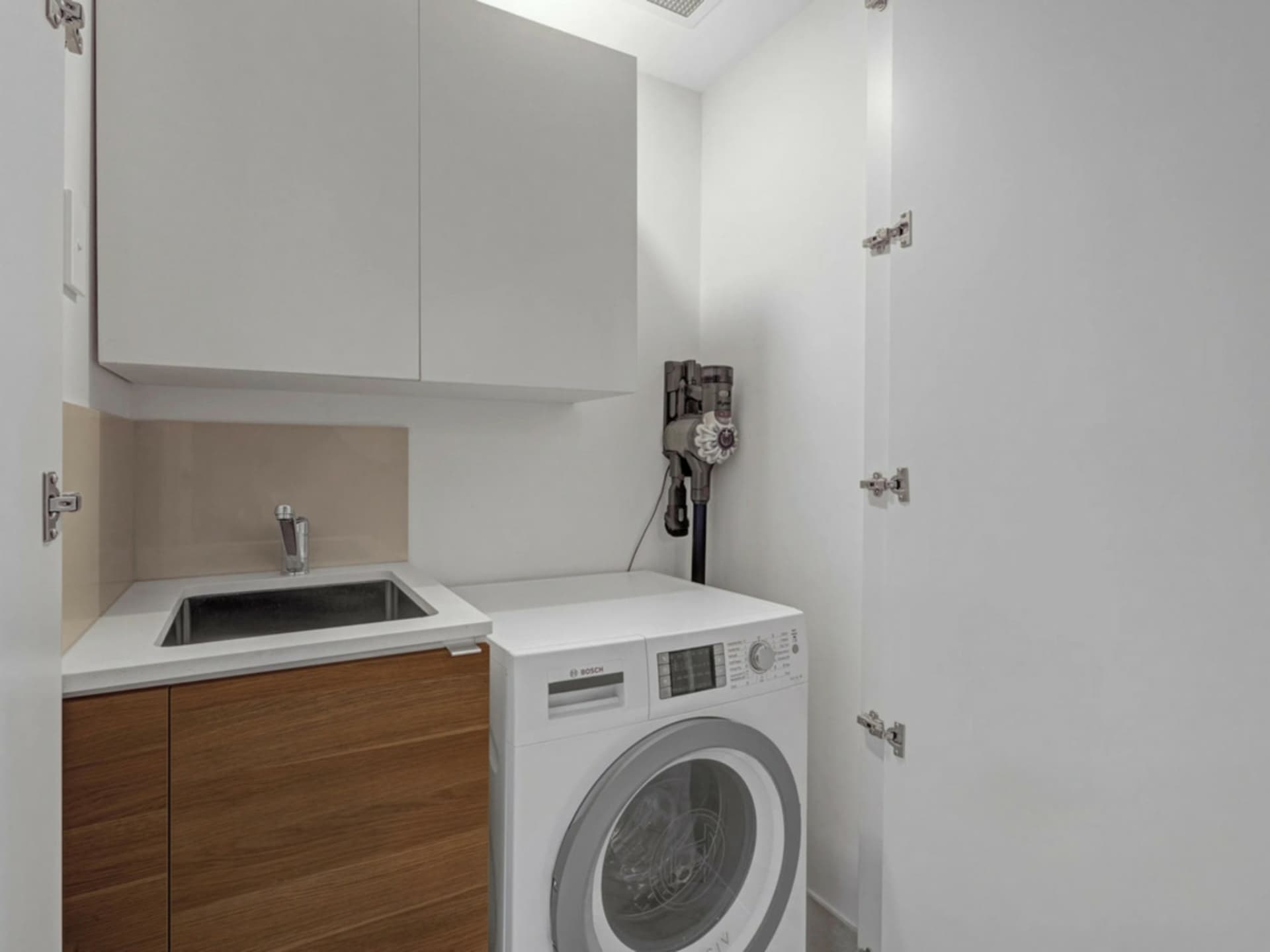 1703/1 Geoffrey Bolton Avenue, Perth, Perth - Thumbnail 8