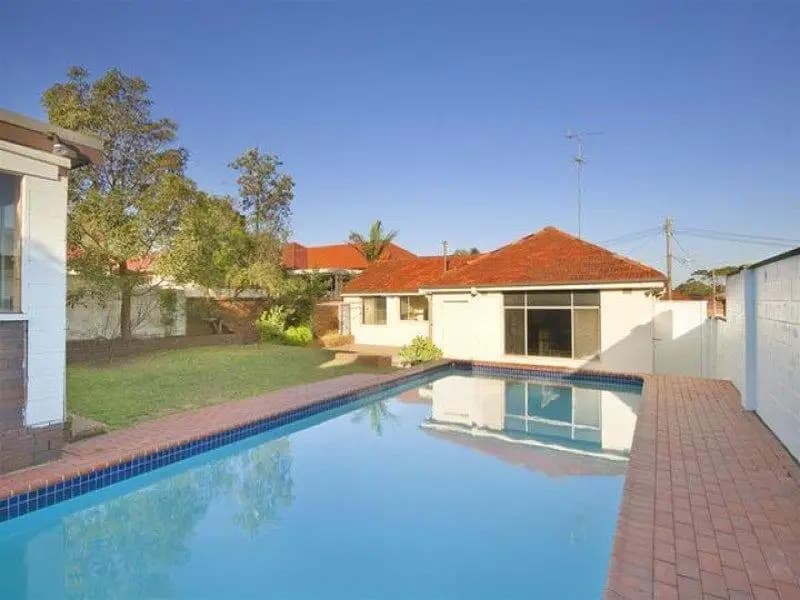 1/6-8 Rockwall Crescent, Potts Point, Maroubra - Thumbnail 2