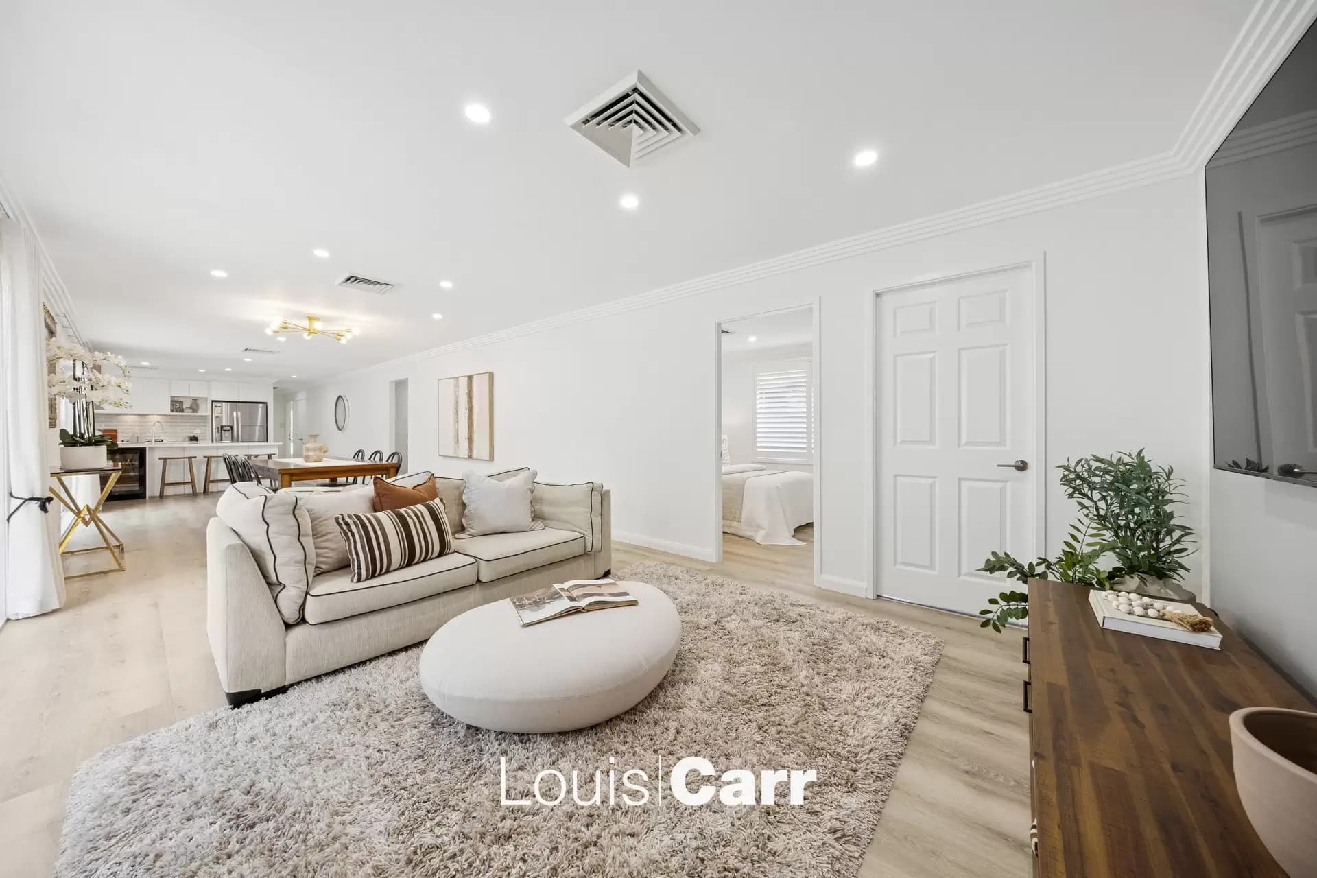 8/ 23-25 Bluett Drive, Smeaton Grange - Thumbnail 8
