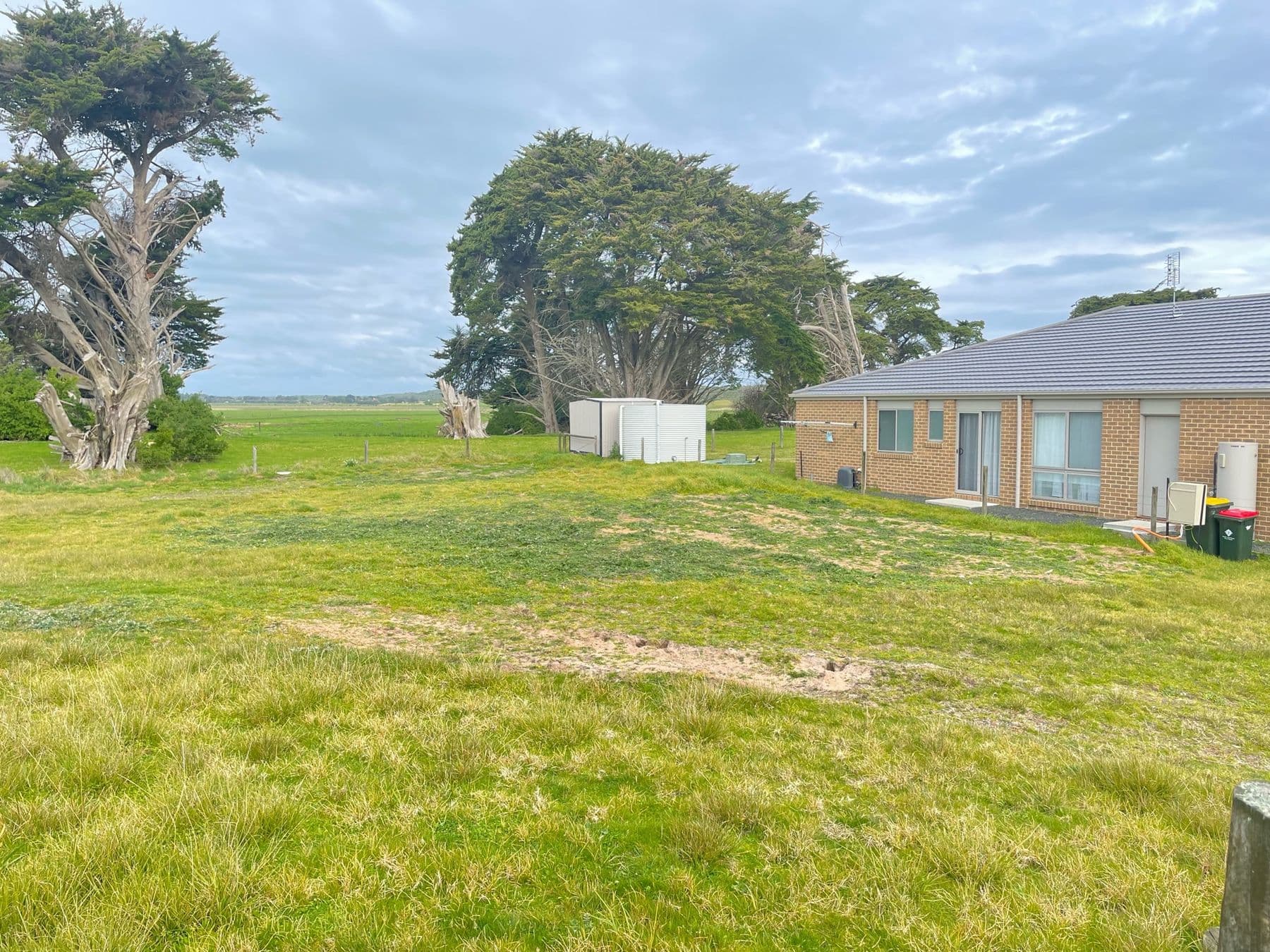 7 Pluto Drive, Venus Bay, Venus Bay - Image 1