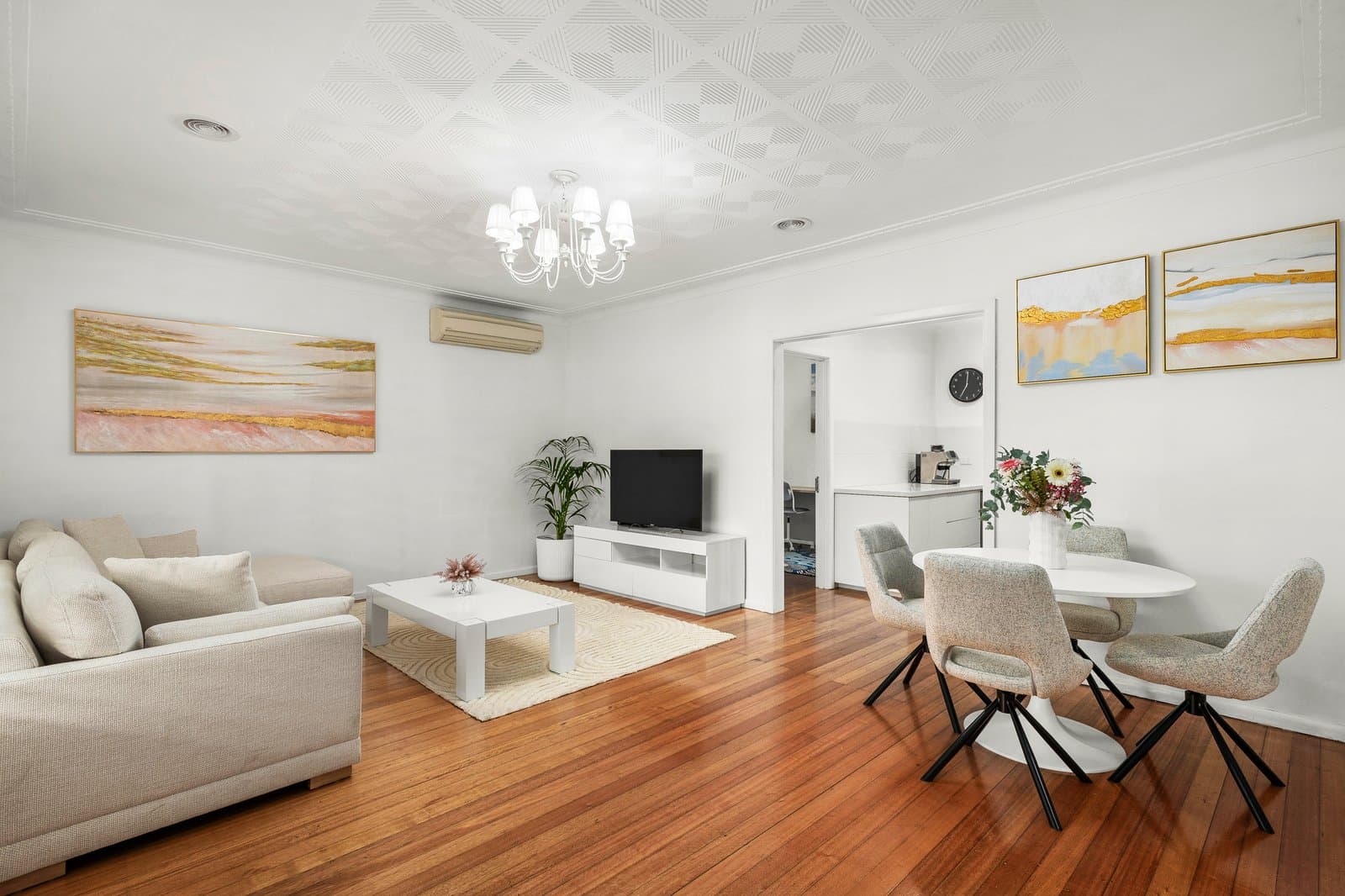 3 Nina Court, Bentleigh East, Bentleigh East - Thumbnail 2