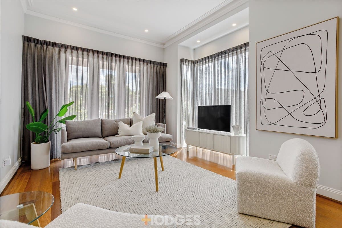 28 Effingham Road, Newport, VIC, 3015, Newport - Thumbnail 3