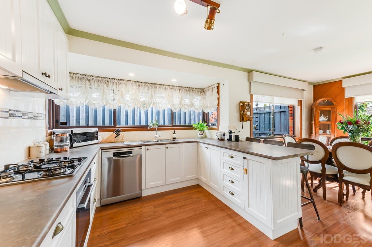 2 Linda Court, Werribee, VIC, 3030, Werribee - Thumbnail 3