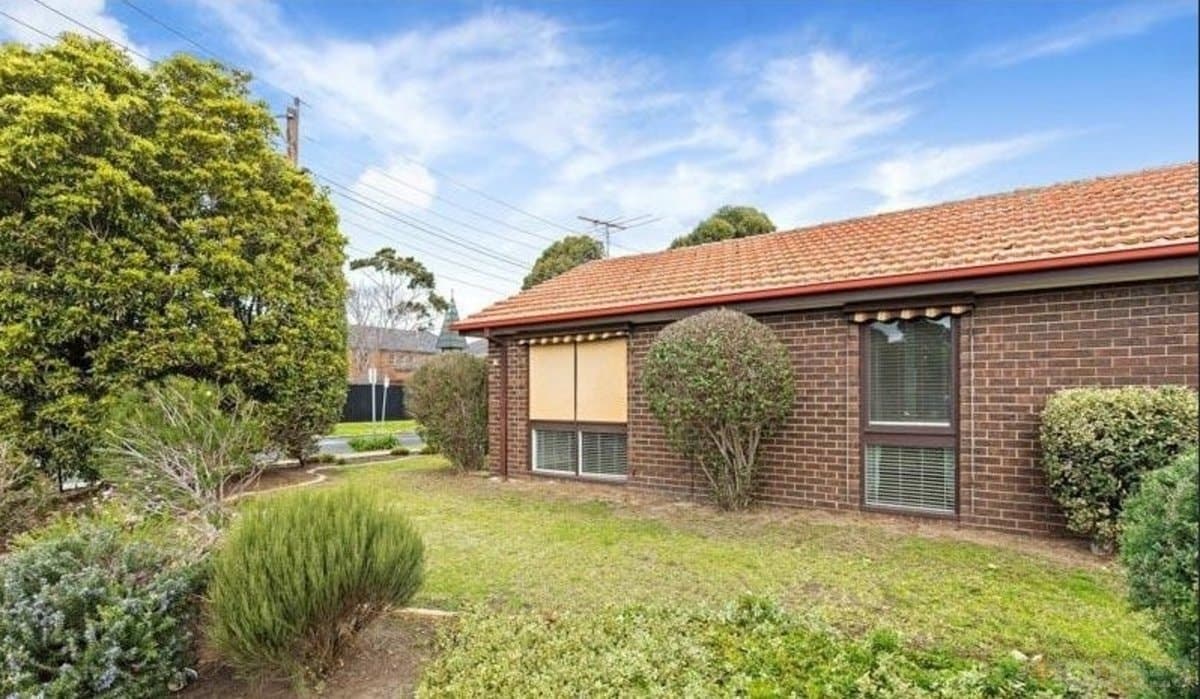 2 / 261 Civic Parade, Altona, VIC, 3018, Altona - Image 1