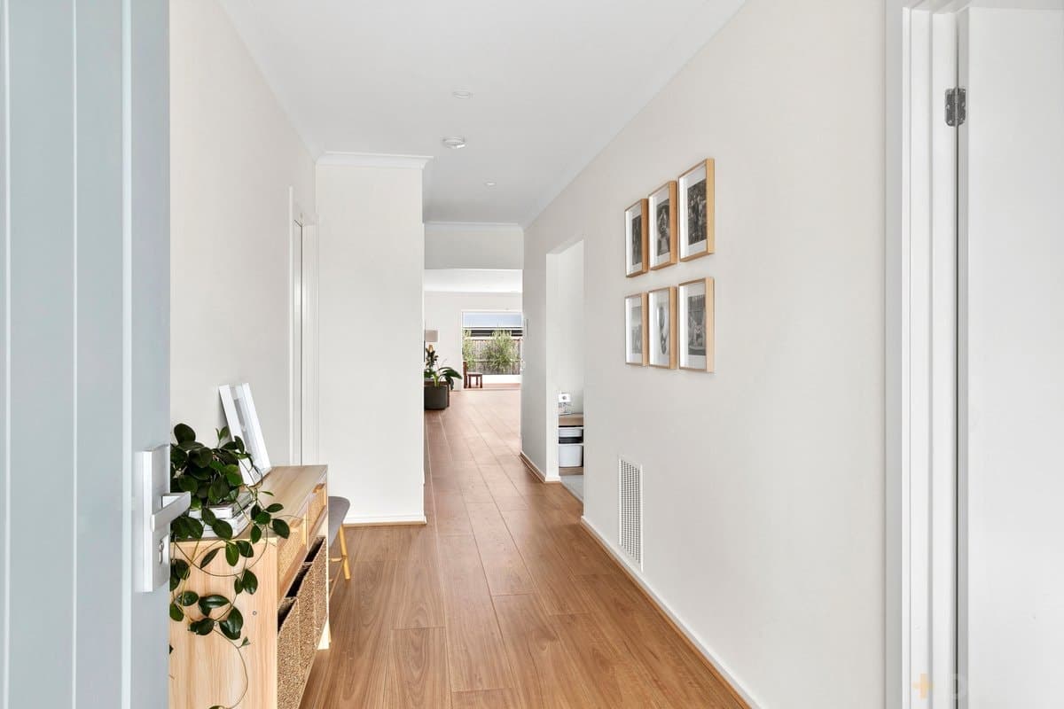 12 Bucra Street, Ocean Grove, VIC, 3226, Ocean Grove - Thumbnail 2