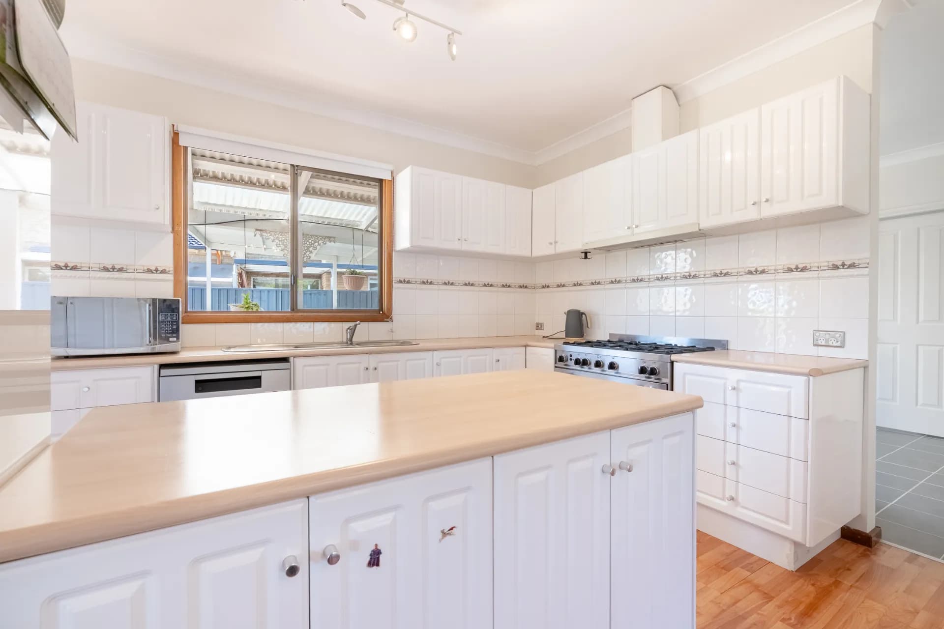 60 Houston Street, Rockingham - Thumbnail 4