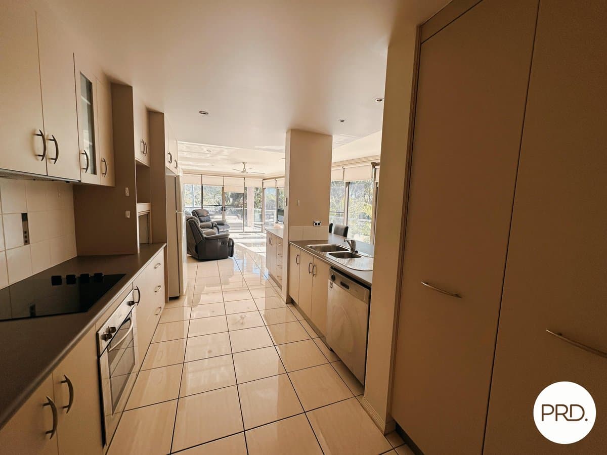 2/30 Parkside Street, TANNUM SANDS QLD 4680, Tannum Sands Property Image - Thumbnail 8