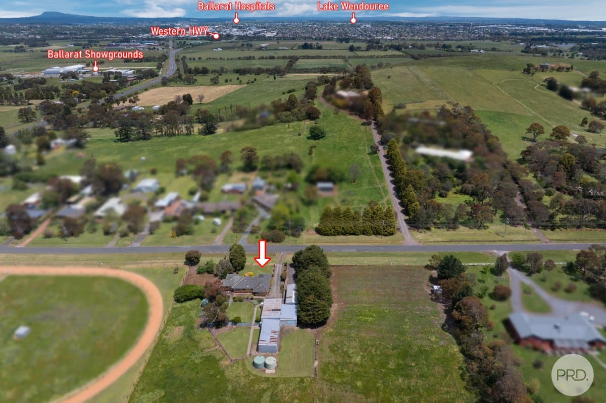 32 Cummins Road, MOUNT ROWAN VIC 3352, Mount Rowan - Thumbnail 2