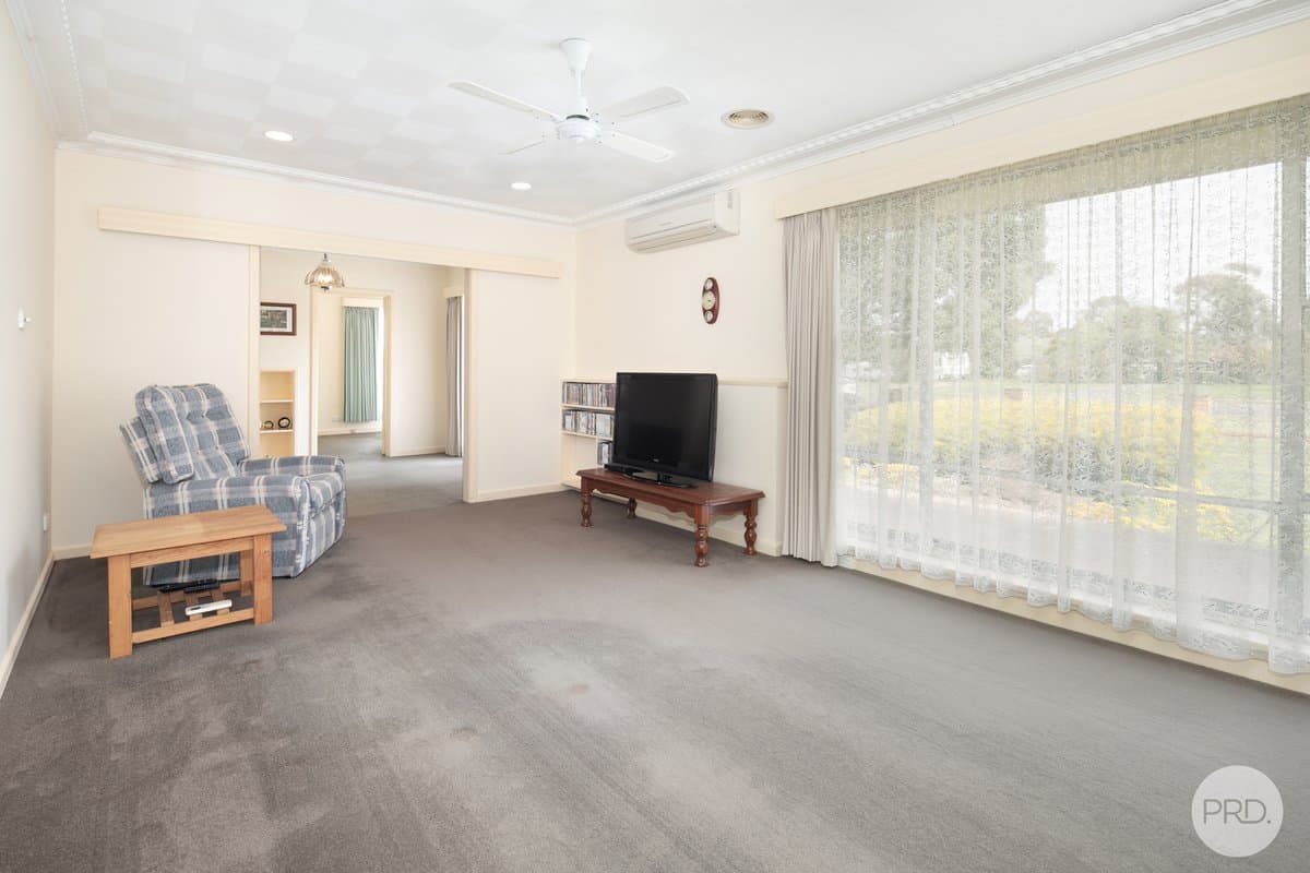 32 Cummins Road, MOUNT ROWAN VIC 3352, Mount Rowan - Thumbnail 3