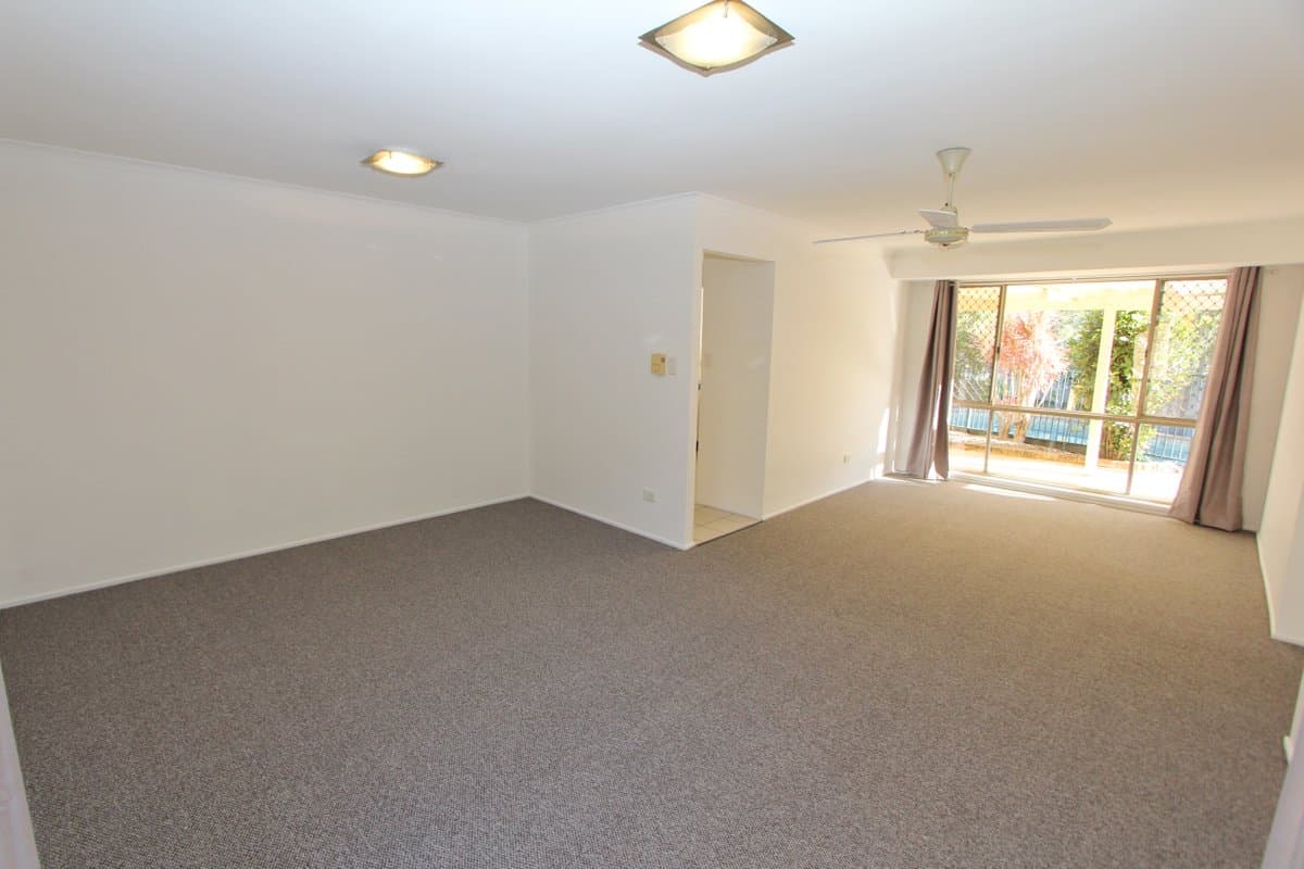 4 Manse Court, MOLENDINAR QLD 4214, Molendinar - Thumbnail 3
