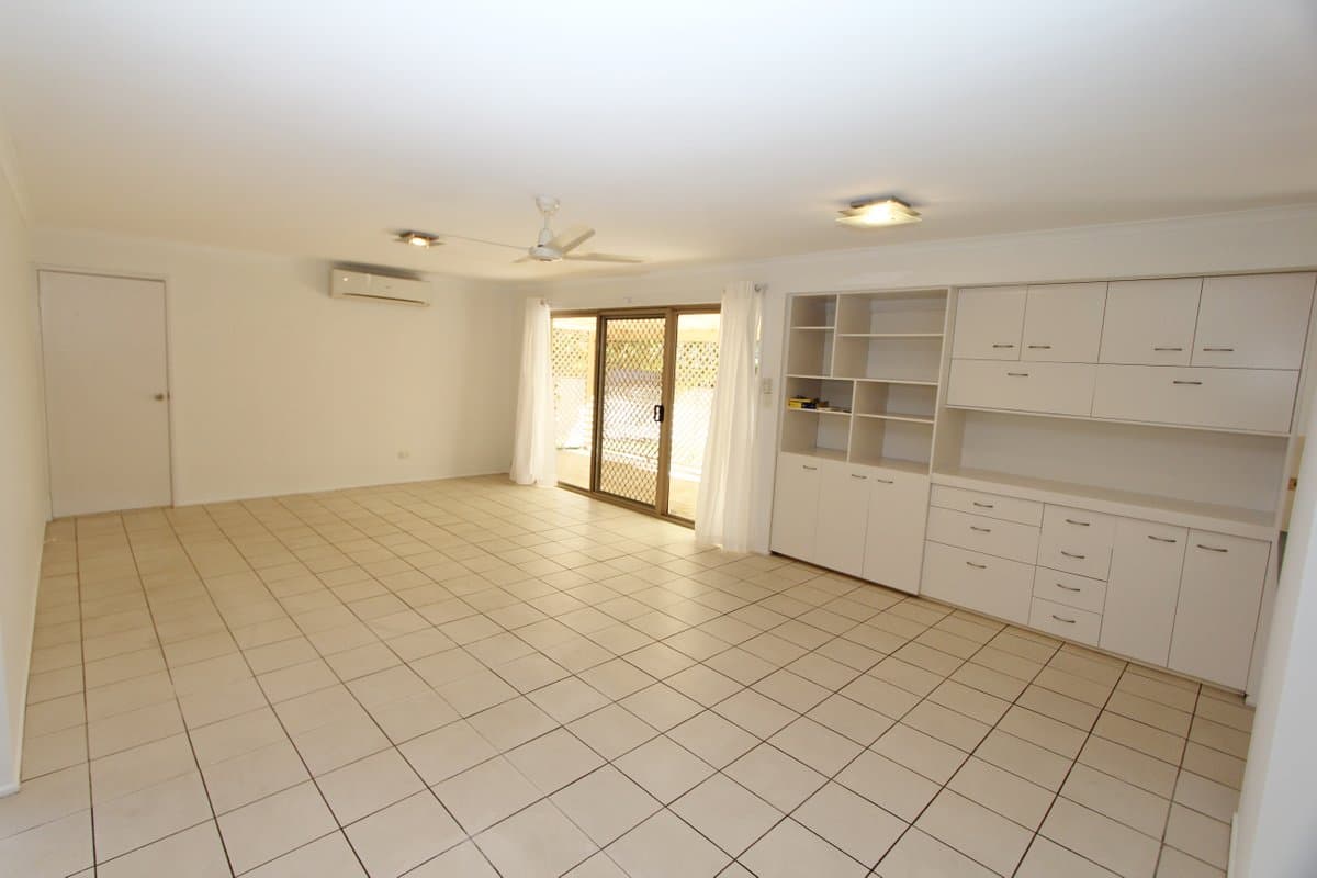 4 Manse Court, MOLENDINAR QLD 4214, Molendinar - Thumbnail 5