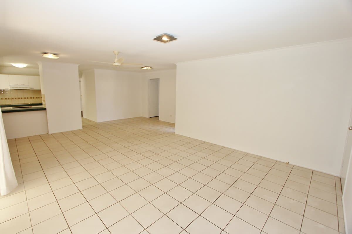 4 Manse Court, MOLENDINAR QLD 4214, Molendinar - Thumbnail 6