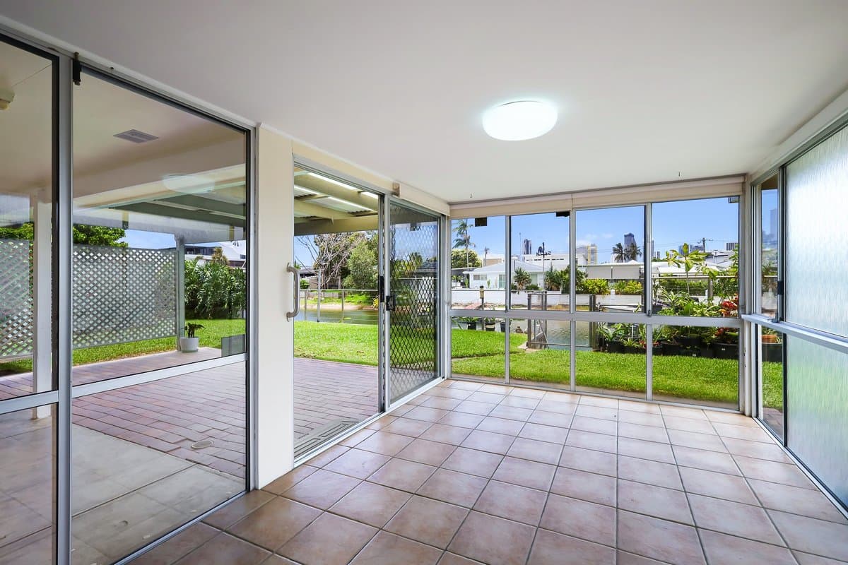 102 Rio Vista Boulevard, BROADBEACH WATERS QLD 4218, Broadbeach Waters - Thumbnail 7