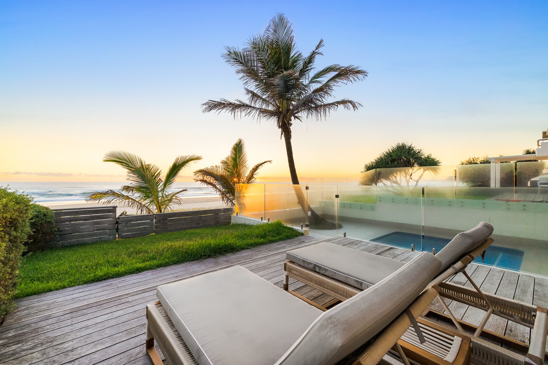 65 Albatross Avenue, Mermaid Beach, QLD, 4218, Mermaid Beach - Thumbnail 2