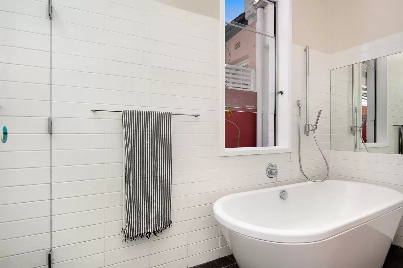 1/303 Miller Street, Forest Lodge - Thumbnail 8