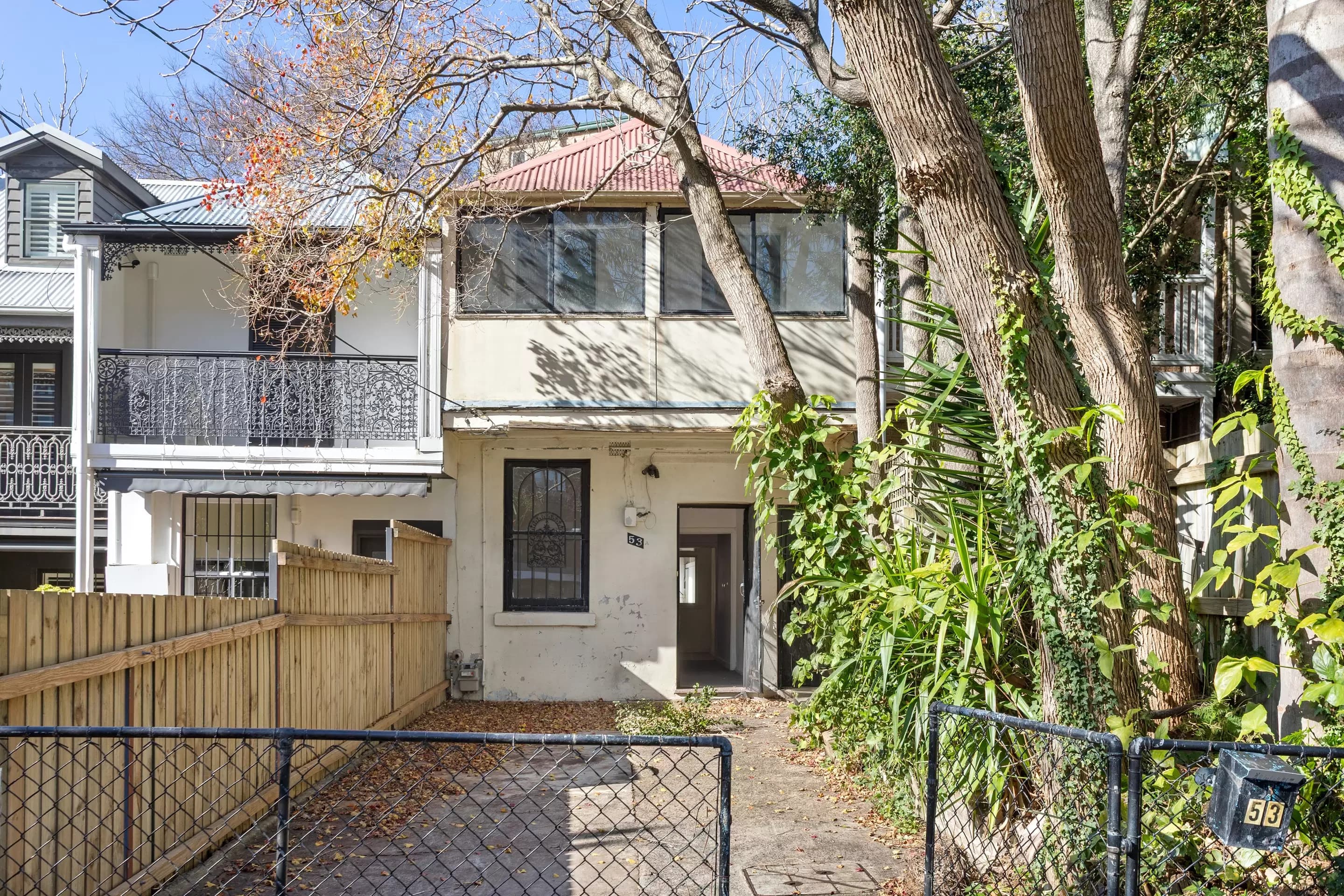 311/1-9 Pine Avenue, Paddington - Image 1