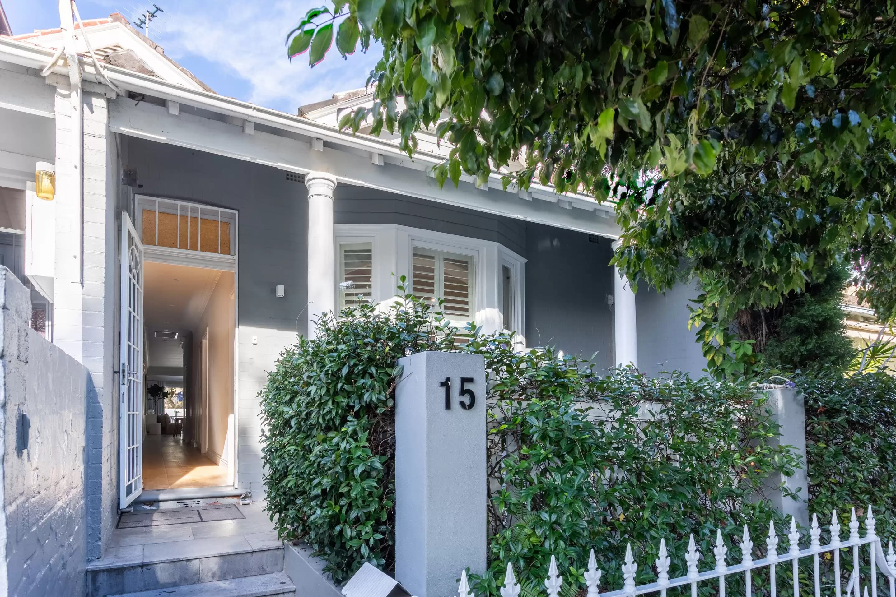 6/9 Premier Street, Woollahra - Image 1