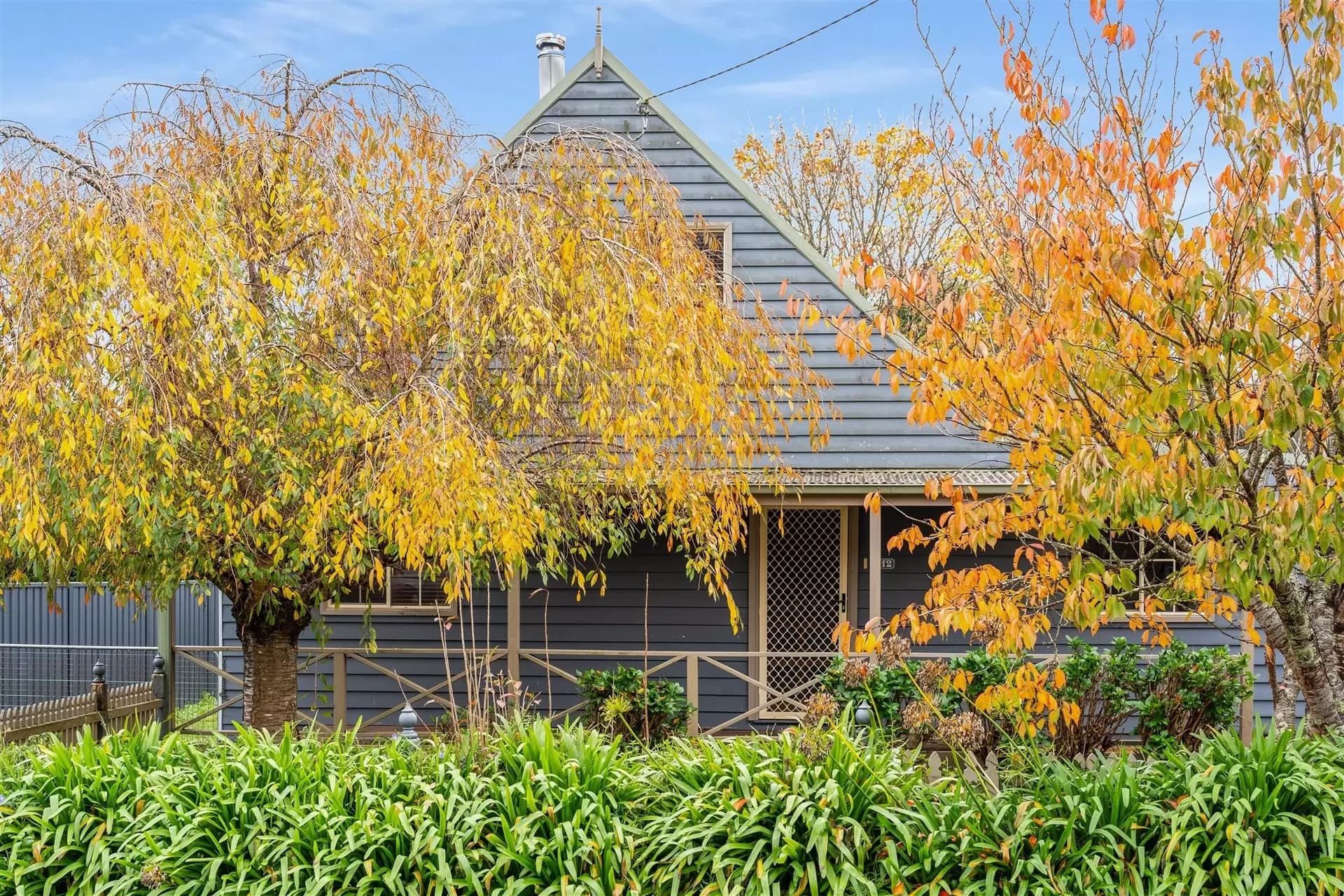 1/373 Alfred St North, Robertson - Image 1
