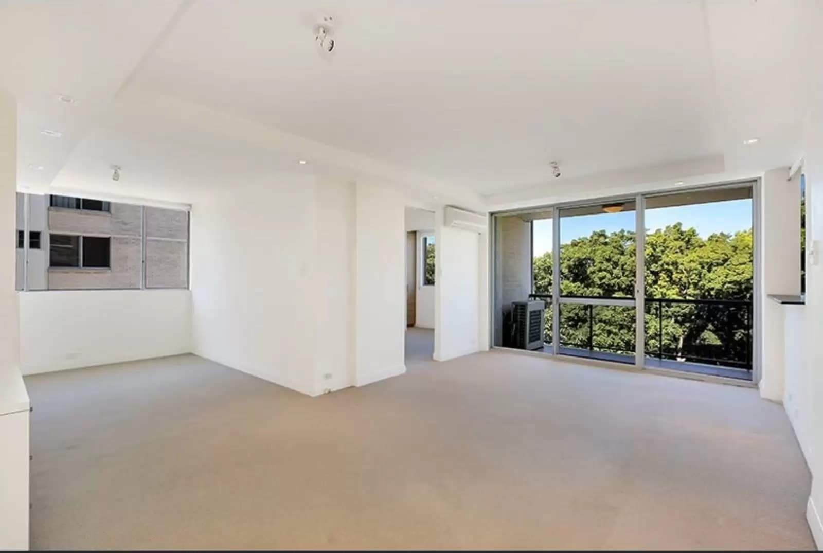 9/6-8 Ocean Street North, Bondi, Bondi - Thumbnail 2