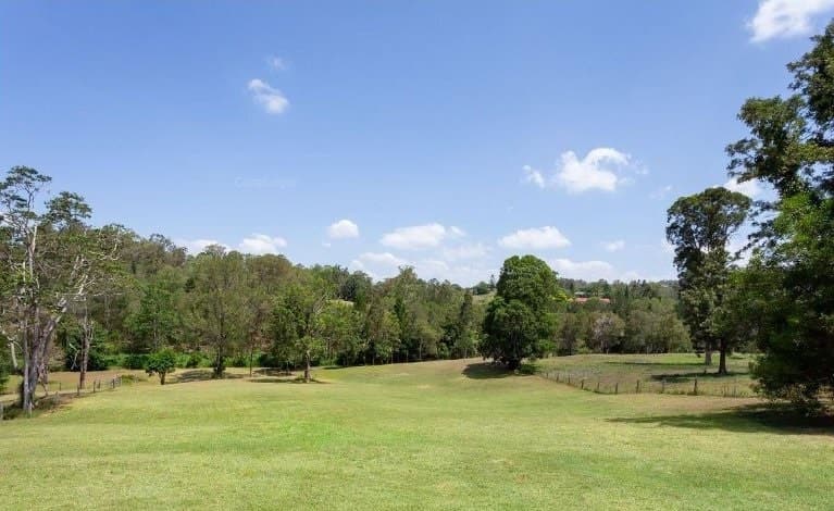 Brookfield, Brookfield - Image 1