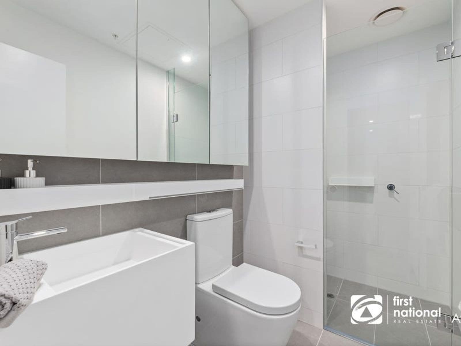 2208/8 Pearl River Road, Docklands VIC 3008, Docklands - Thumbnail 6