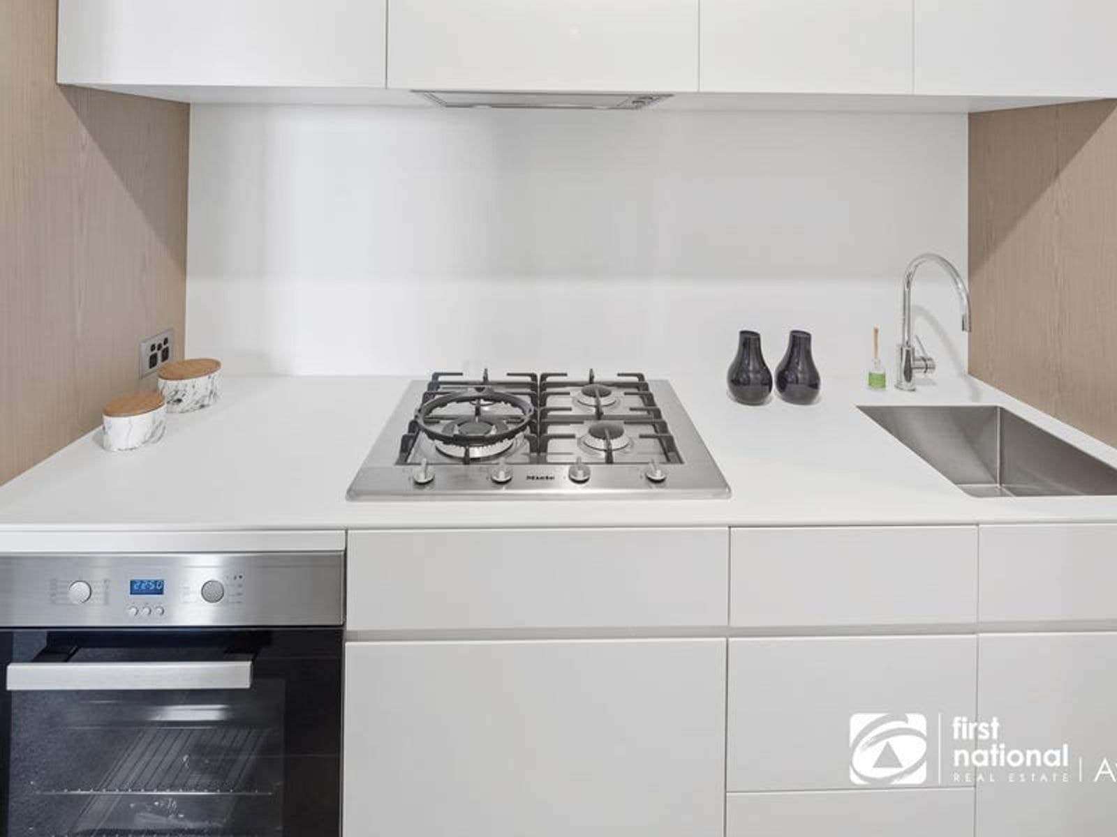 2208/8 Pearl River Road, Docklands VIC 3008, Docklands - Thumbnail 7