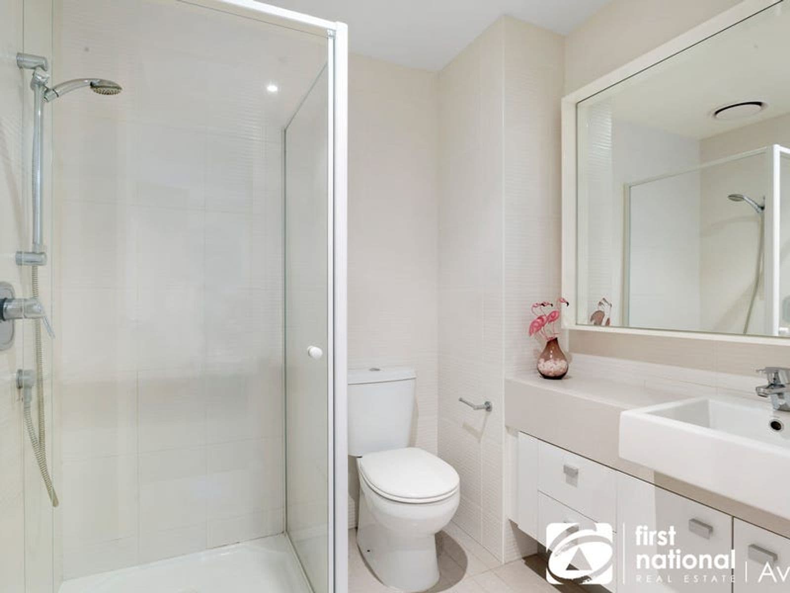 908/63 Whiteman Street, Southbank VIC 3006, Southbank - Thumbnail 4
