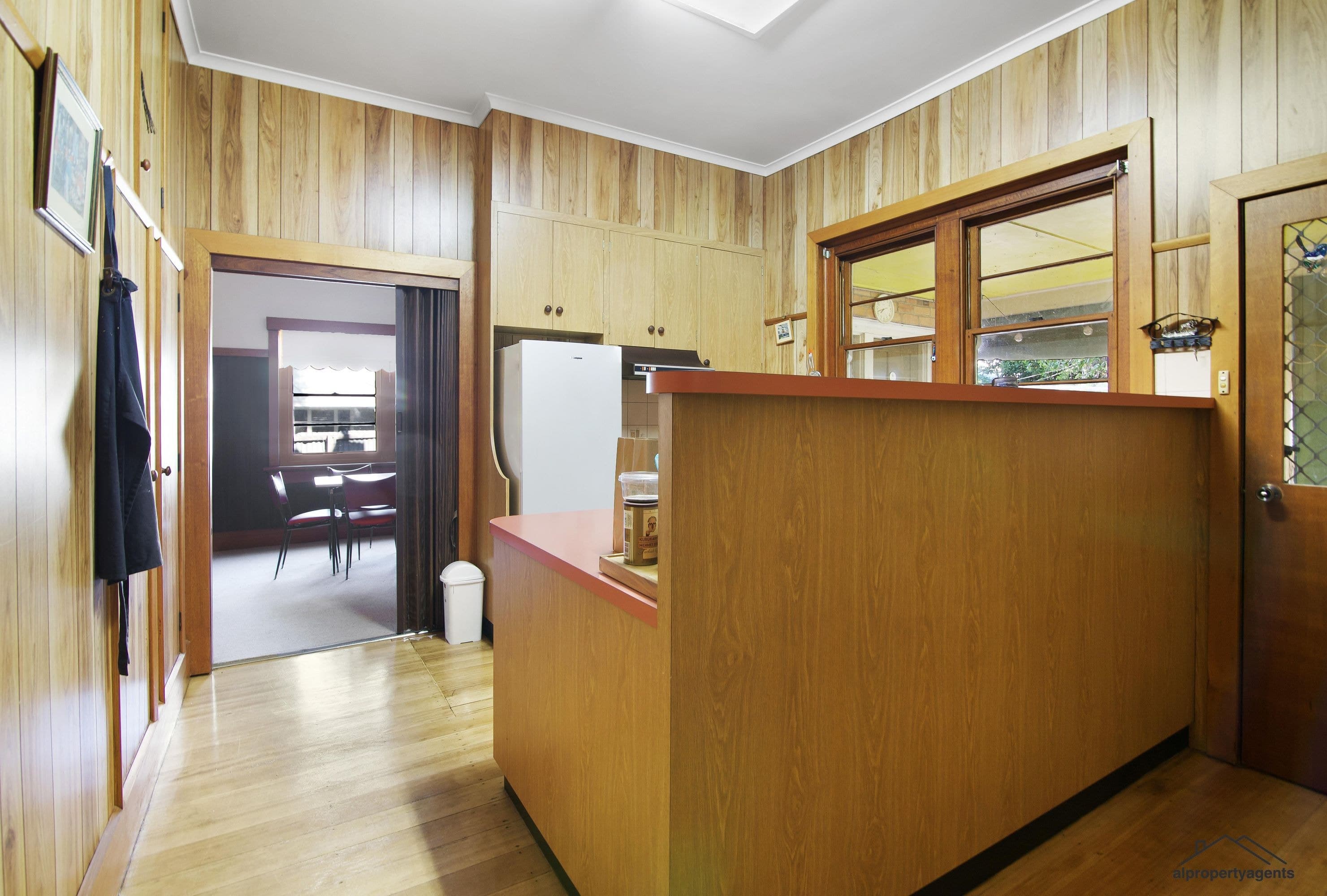 16 Robinson Street, Horsham VIC 3400, Horsham - Thumbnail 7