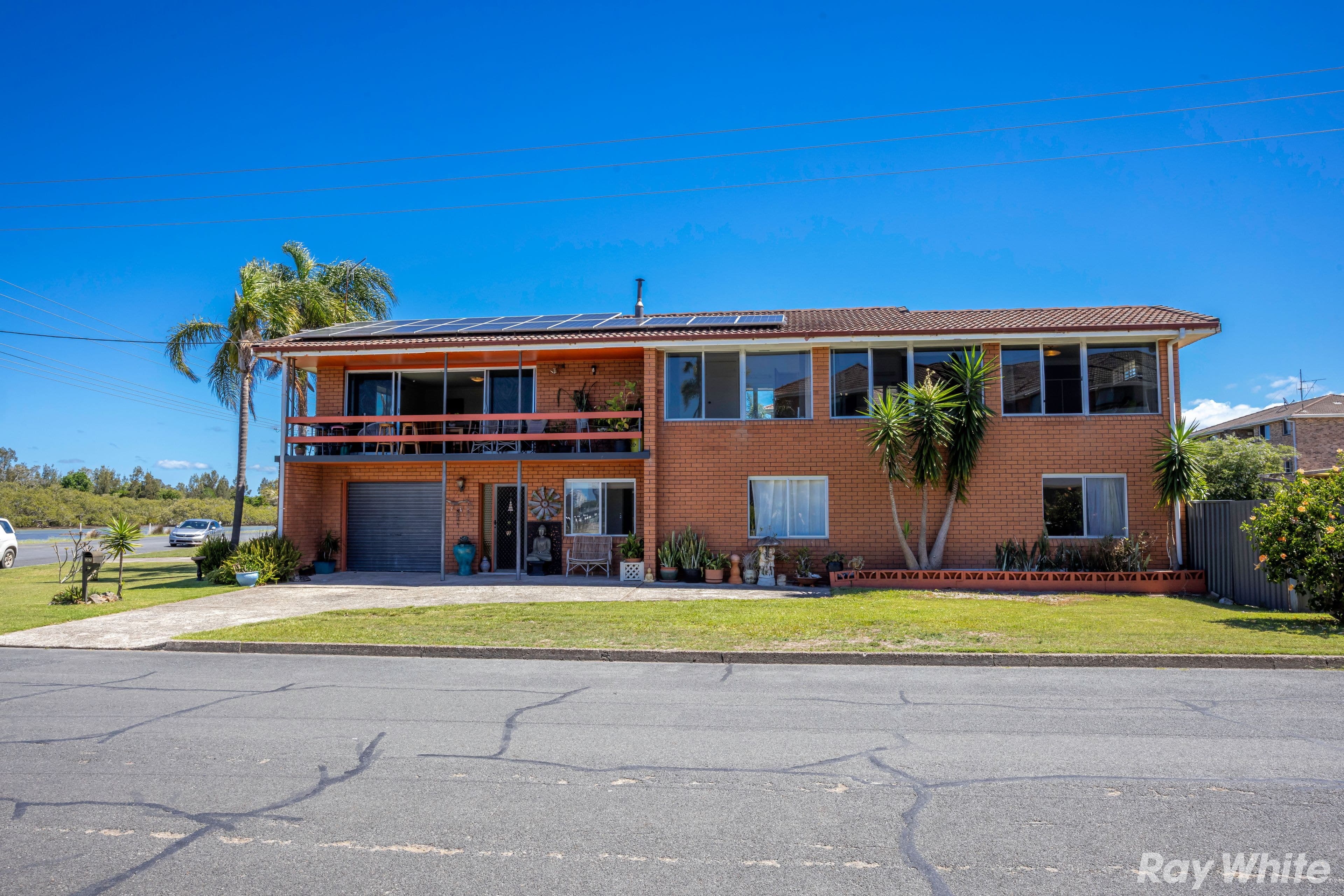 37 Point Road, Tuncurry NSW 2428, Tuncurry - Image 1