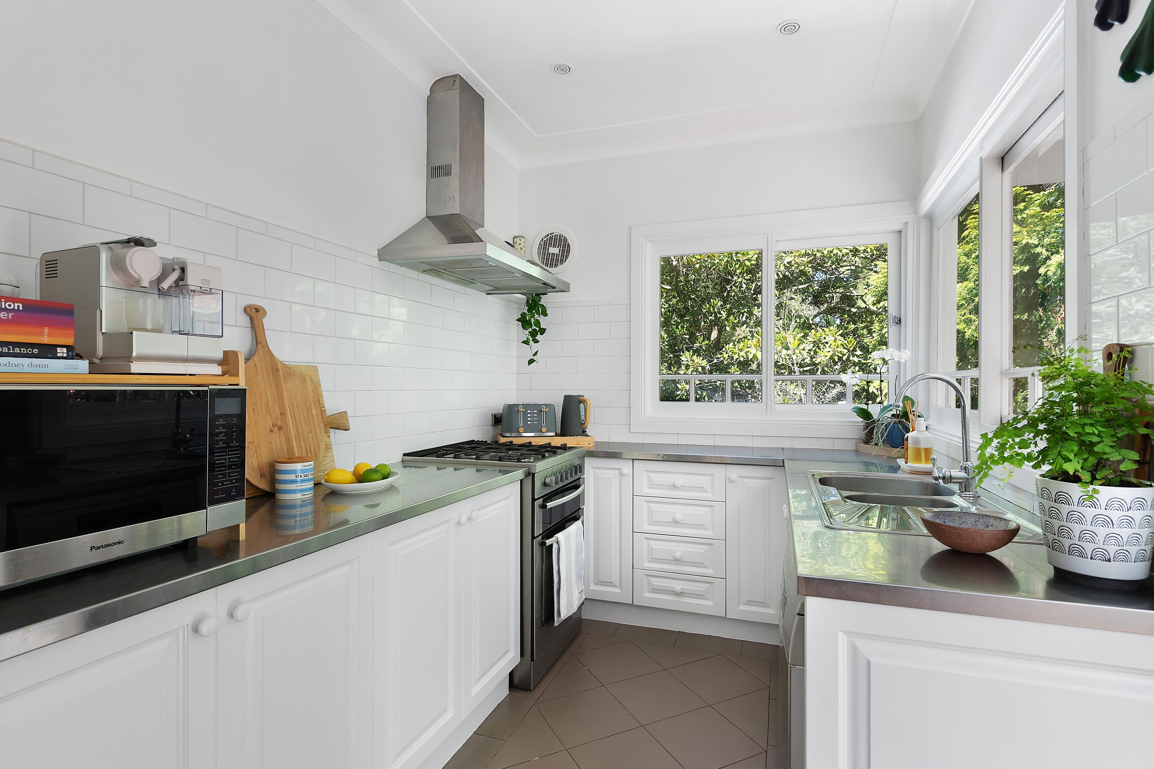 37 Warragal Road, Turramurra NSW 2074, Turramurra - Thumbnail 4