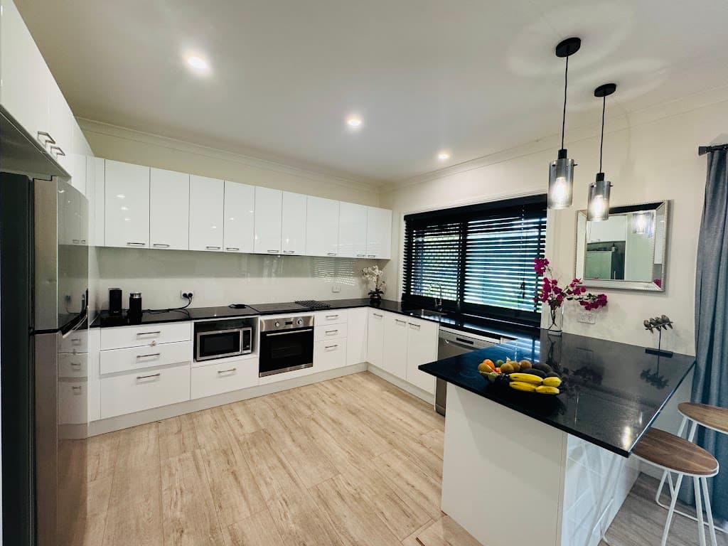 28 Whites Road, Horton, QLD, 4660, Horton - Thumbnail 2