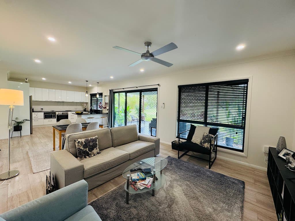 28 Whites Road, Horton, QLD, 4660, Horton - Thumbnail 4