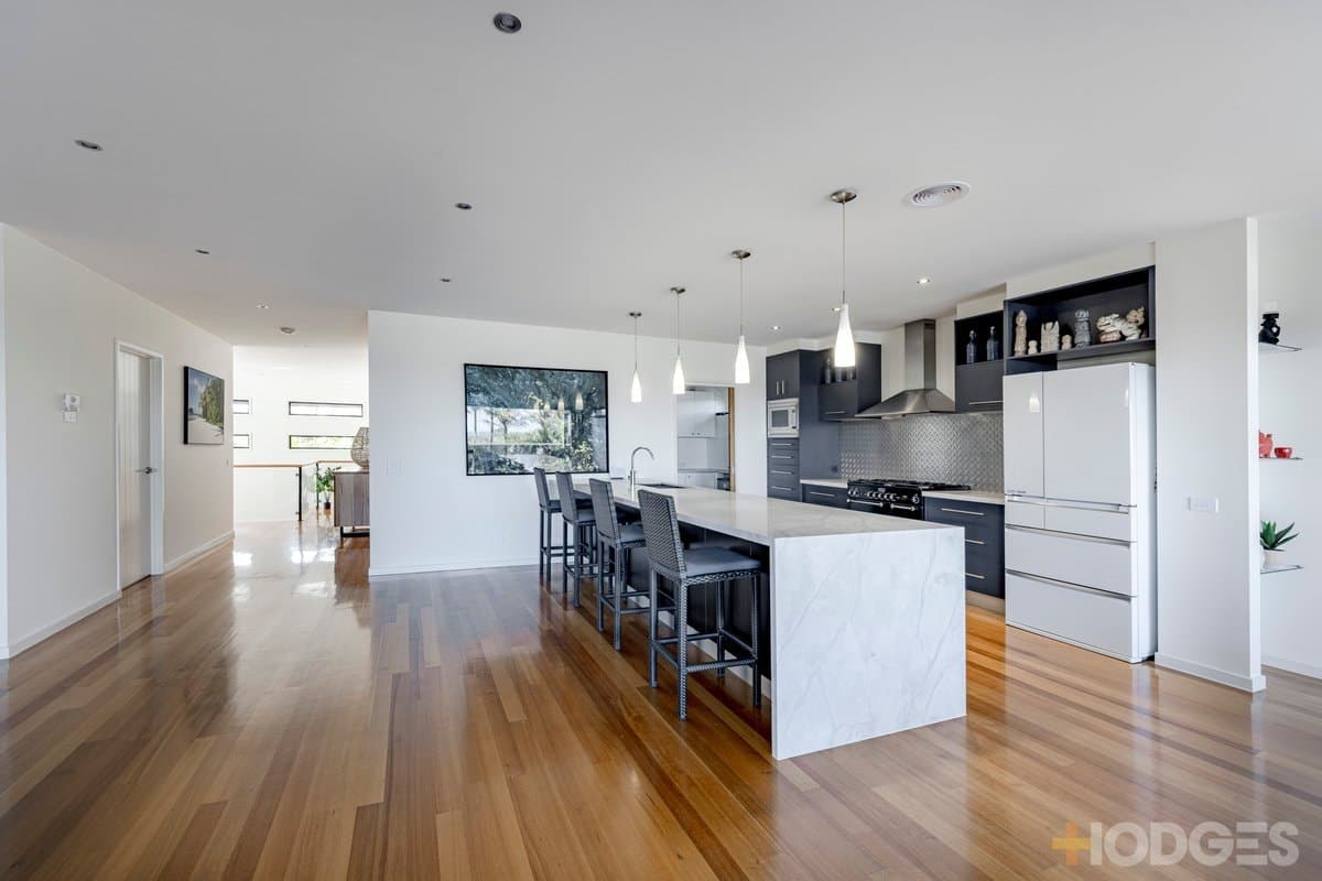 18 Mermaid Avenue, Ocean Grove, VIC, 3226, Ocean Grove - Thumbnail 4