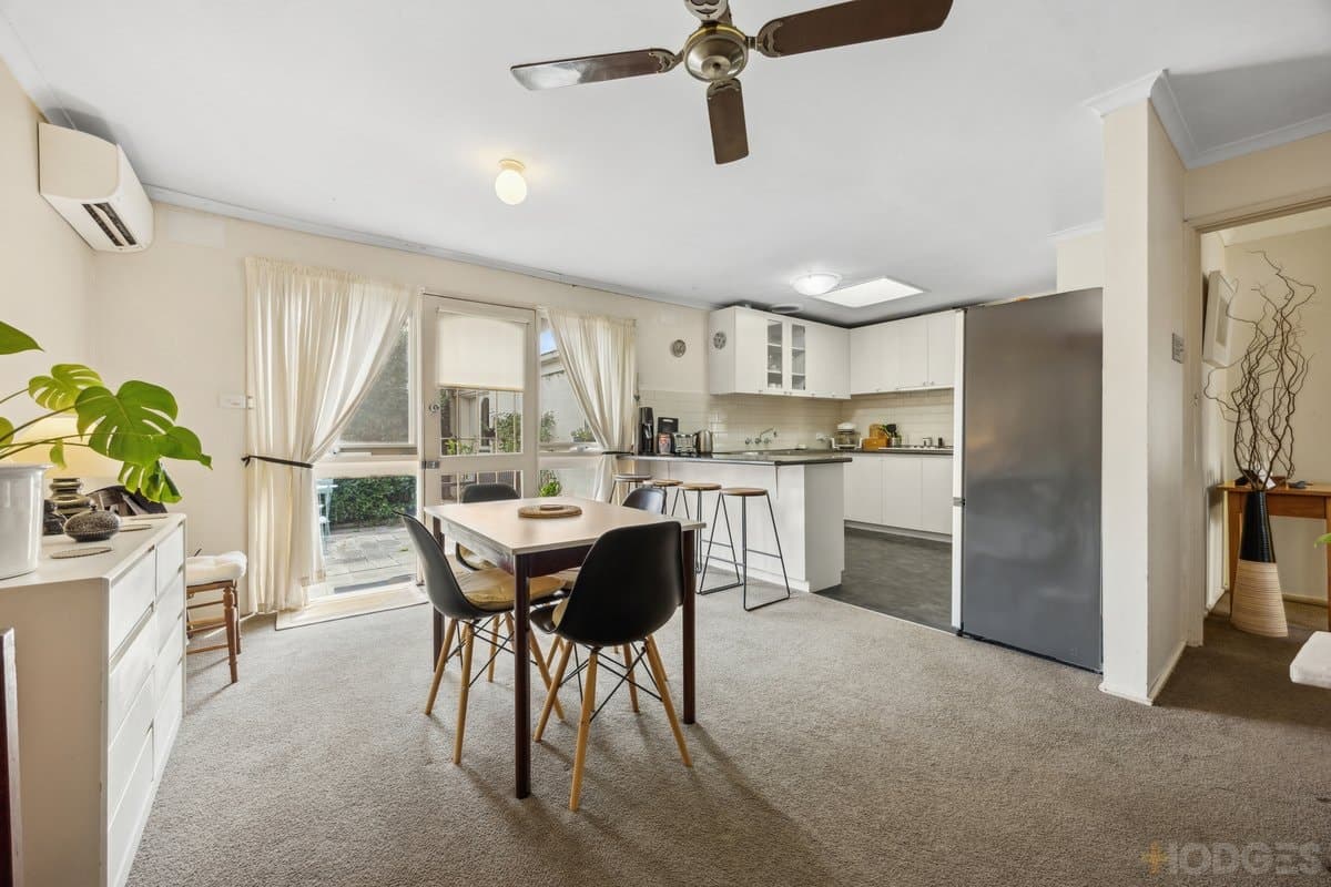 1 / 2 Collins Street, Mentone, VIC, 3194, Mentone - Thumbnail 3