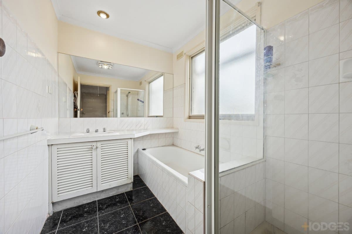 1 / 2 Collins Street, Mentone, VIC, 3194, Mentone - Thumbnail 6