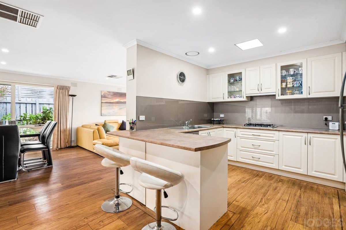 54 Tarongo Drive, Aspendale, VIC, 3195, Aspendale - Thumbnail 2