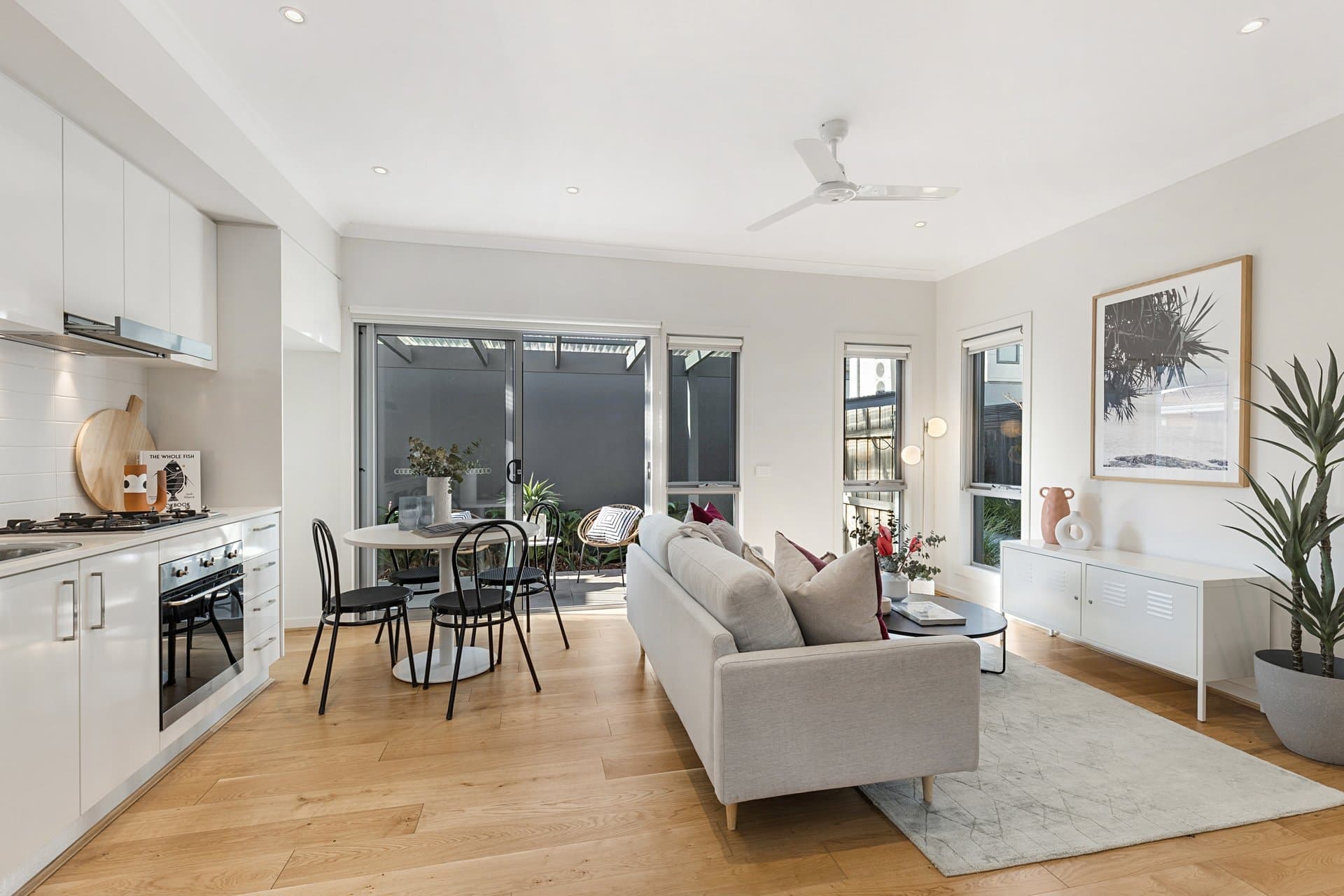 1 / 65 Como Parade East, PARKDALE, VIC, 3195, Parkdale - Thumbnail 2