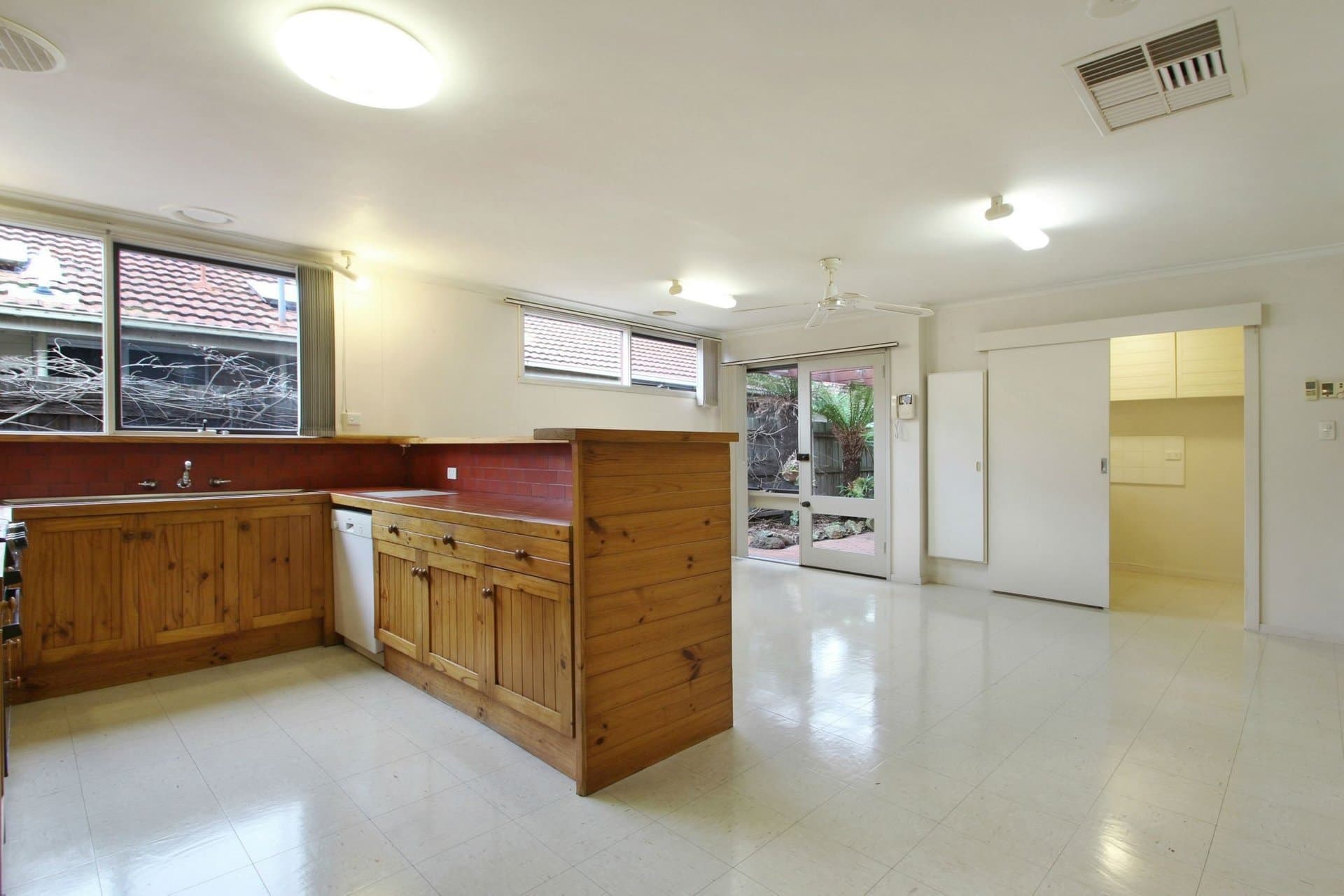Melbourne, VIC, Dingley Village - Thumbnail 6