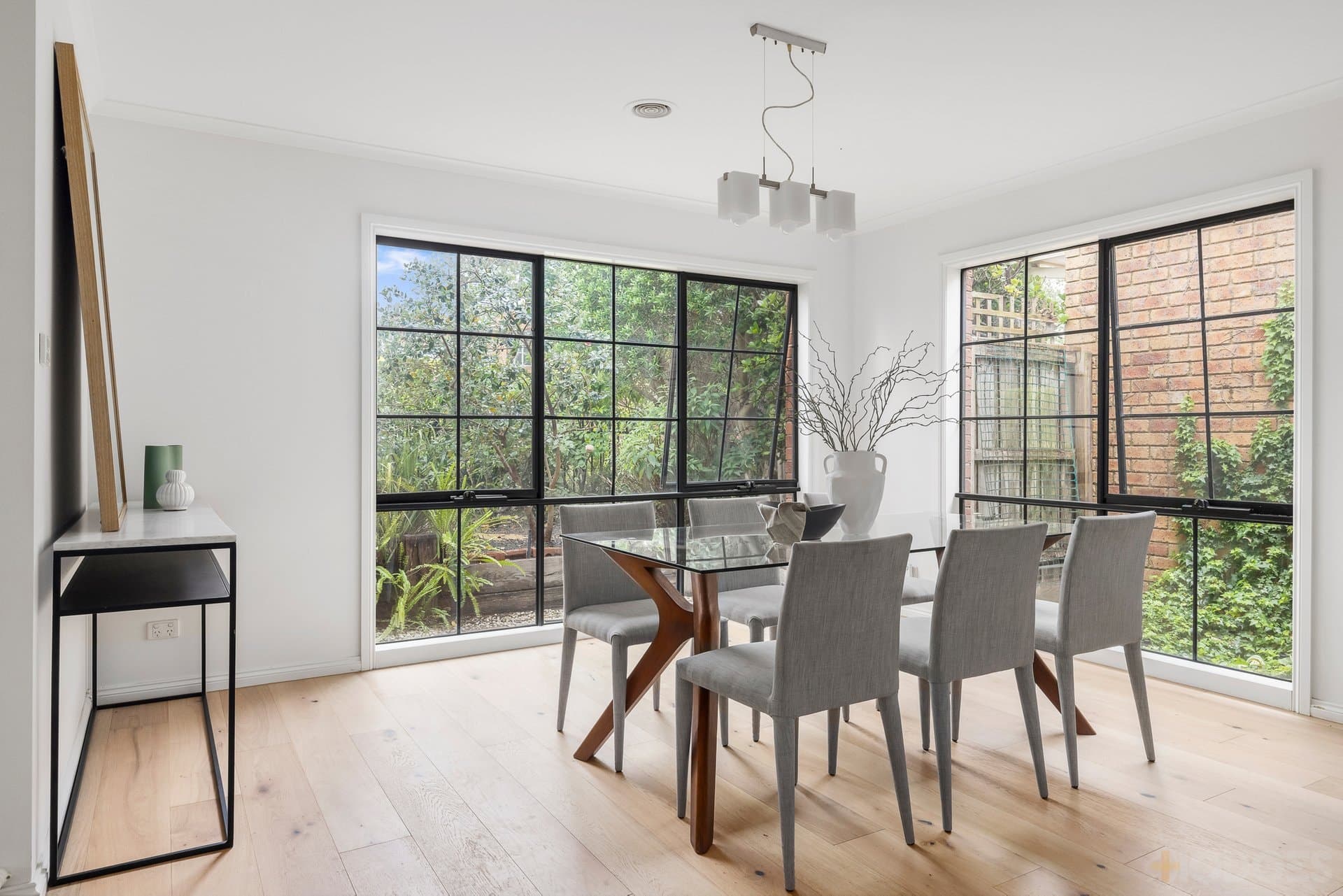 2 Parkview Crescent, Hampton East, VIC, 3188, Hampton East - Thumbnail 5