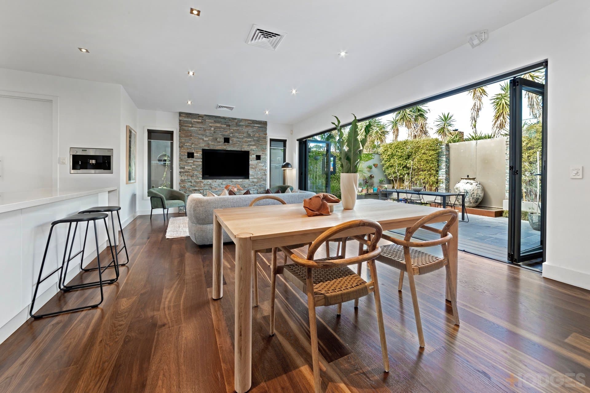 700A Hampton Street, Brighton, VIC, 3186, Brighton - Thumbnail 3